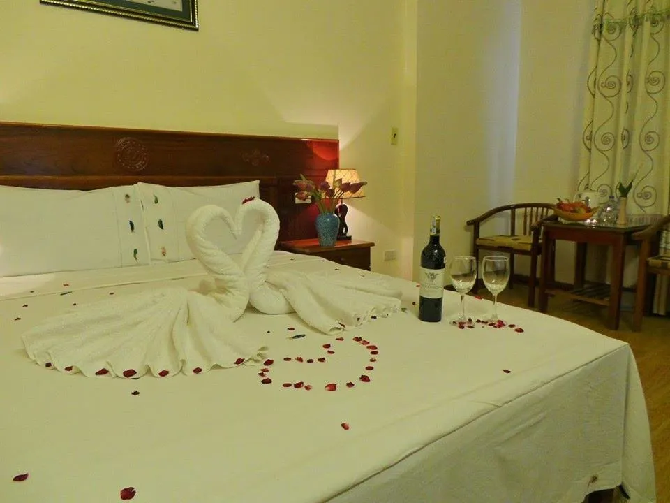 Bed in Yen Nhi Hotel Ninh Binh