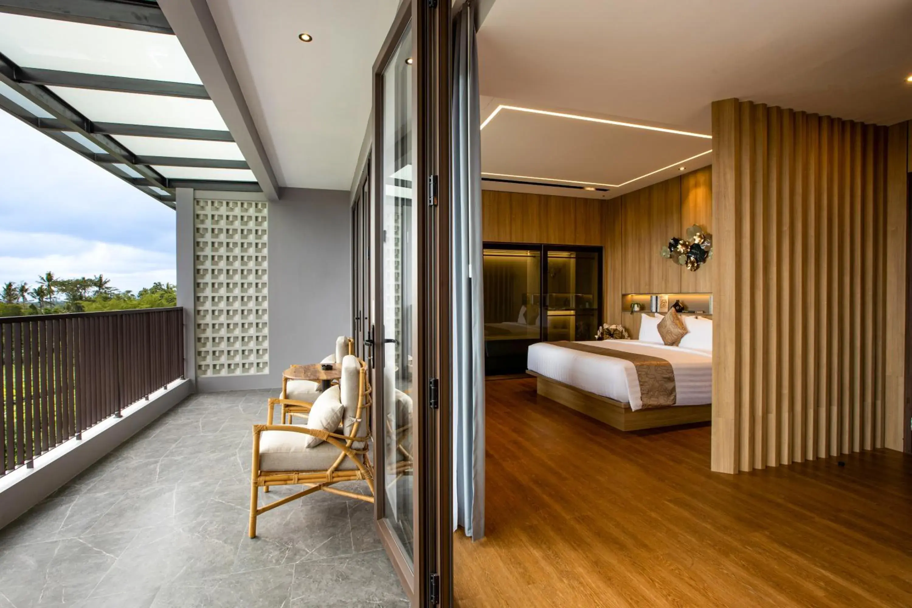 Balcony/Terrace, Bed in Kinaralana Hotel Yogyakarta Balcony/Terrace, Bed in Kinaralana Hotel Yogyakarta