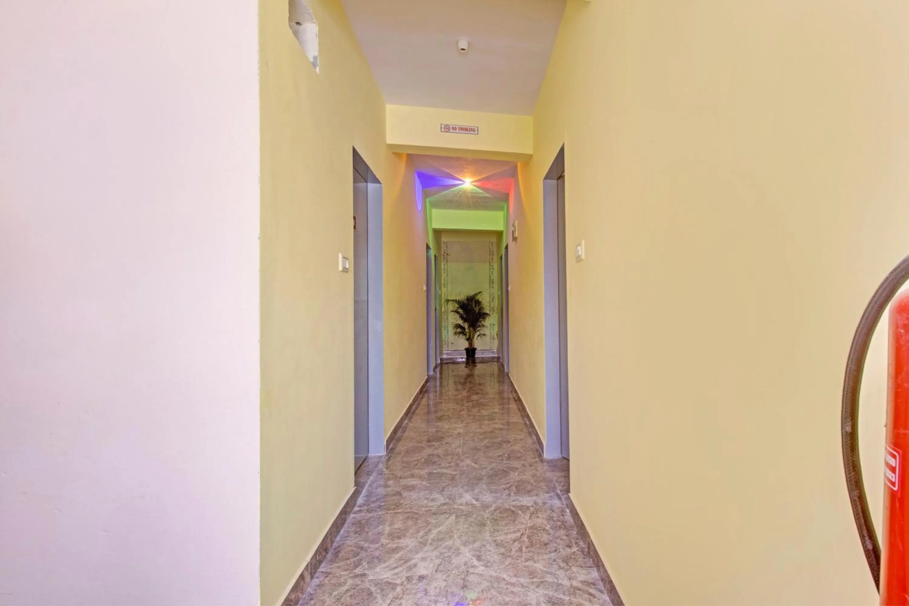 Lobby or reception in Hotel O PALMS INN ROOMS