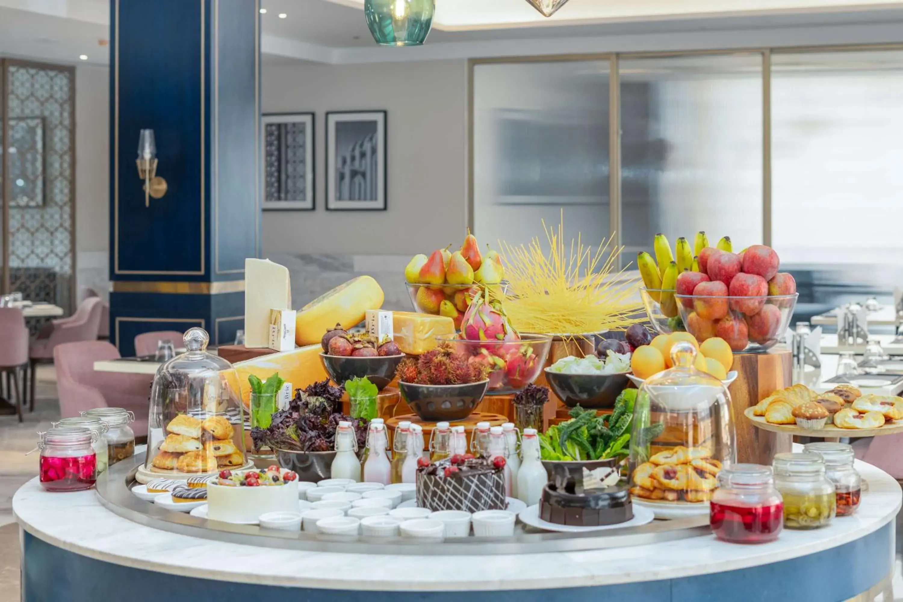 Restaurant/places to eat in Radisson Collection Hotel & Spa, Riverfront Srinagar Restaurant/places to eat in Radisson Collection Hotel & Spa, Riverfront Srinagar