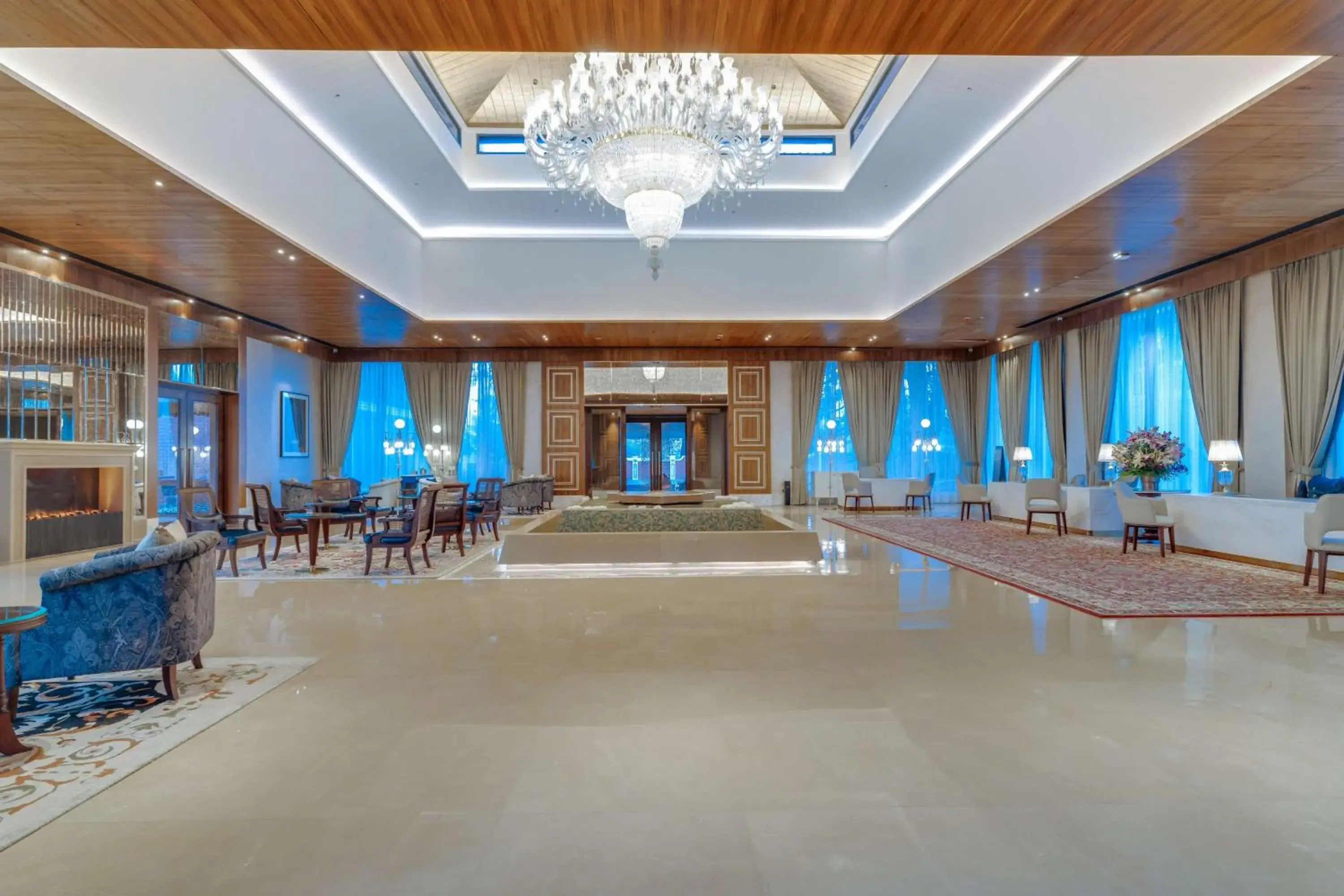 Lobby or reception in Radisson Collection Hotel & Spa, Riverfront Srinagar Lobby or reception in Radisson Collection Hotel & Spa, Riverfront Srinagar