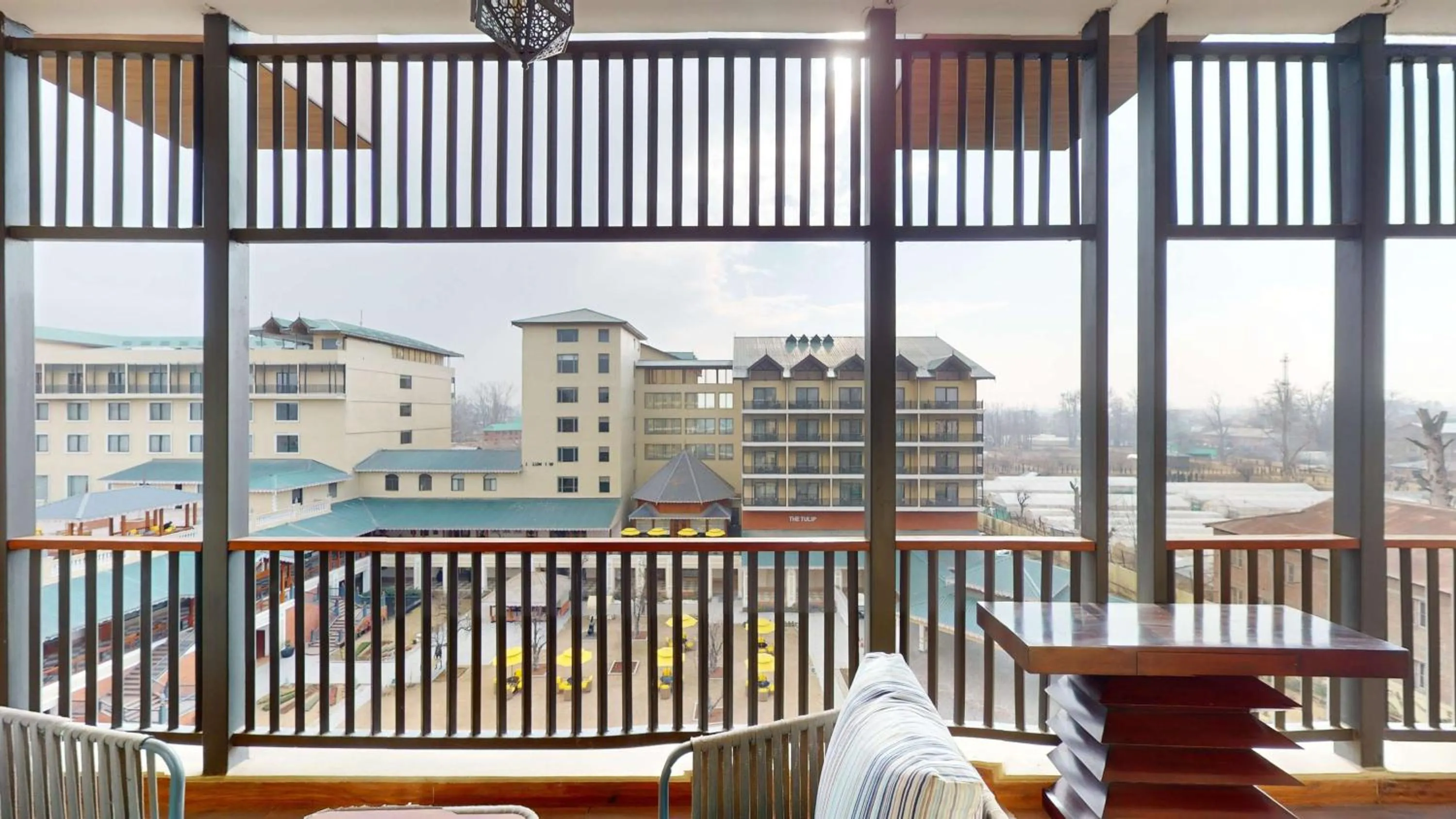 Photo of the whole room in Radisson Collection Hotel & Spa, Riverfront Srinagar