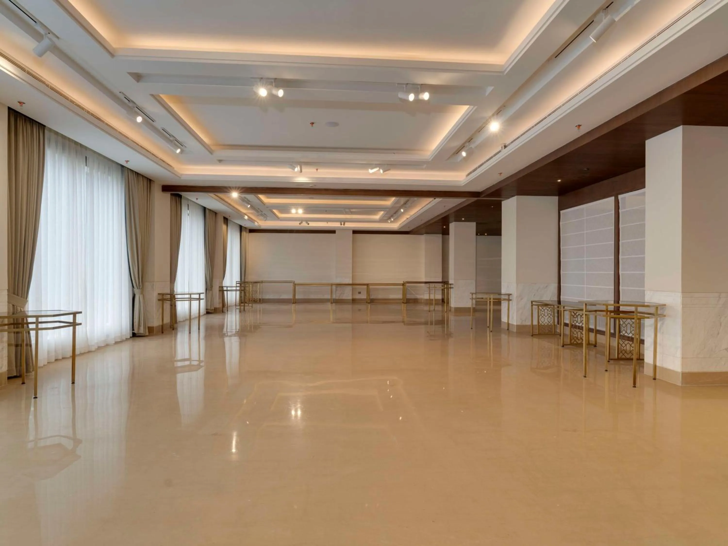 Meeting/conference room in Radisson Collection Hotel & Spa, Riverfront Srinagar