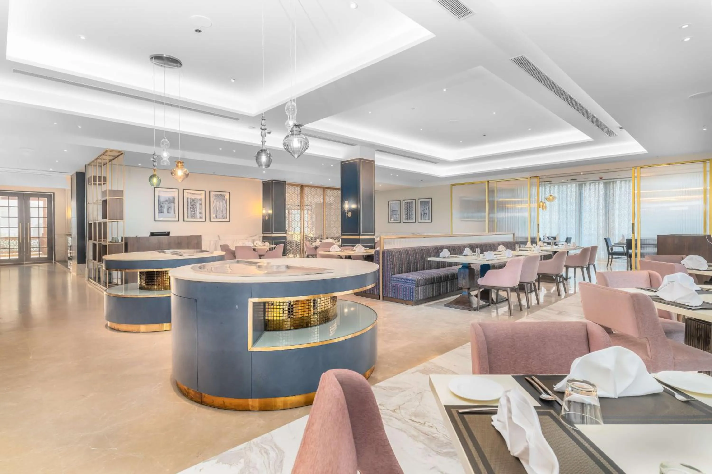 Restaurant/places to eat in Radisson Collection Hotel & Spa, Riverfront Srinagar