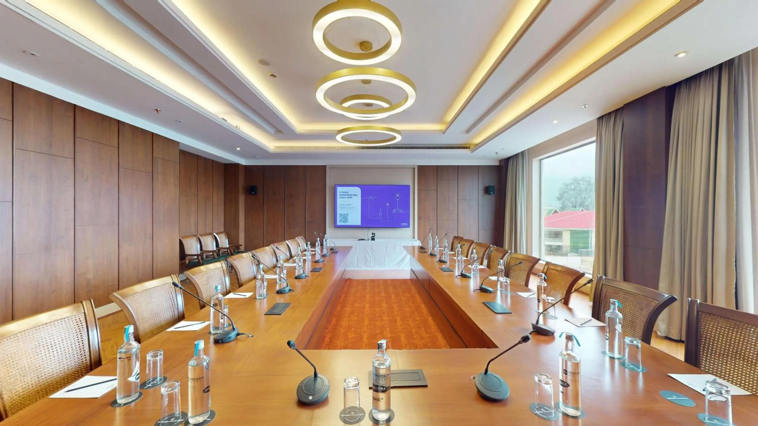 Meeting/conference room in Radisson Collection Hotel & Spa, Riverfront Srinagar
