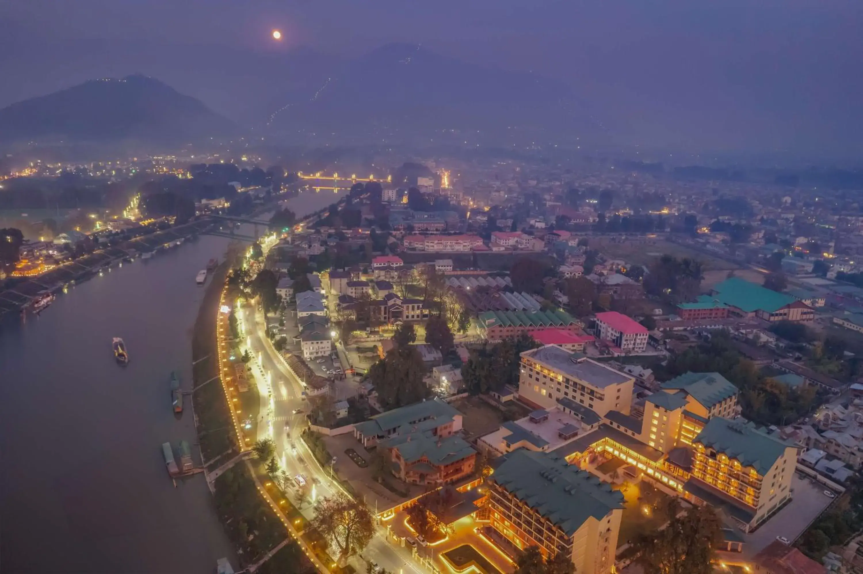Property building in Radisson Collection Hotel & Spa, Riverfront Srinagar Property building in Radisson Collection Hotel & Spa, Riverfront Srinagar