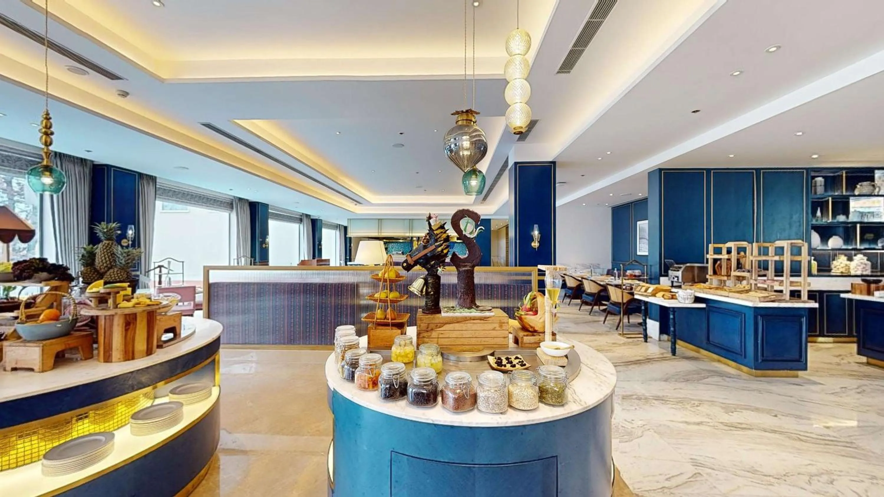 Restaurant/places to eat in Radisson Collection Hotel & Spa, Riverfront Srinagar