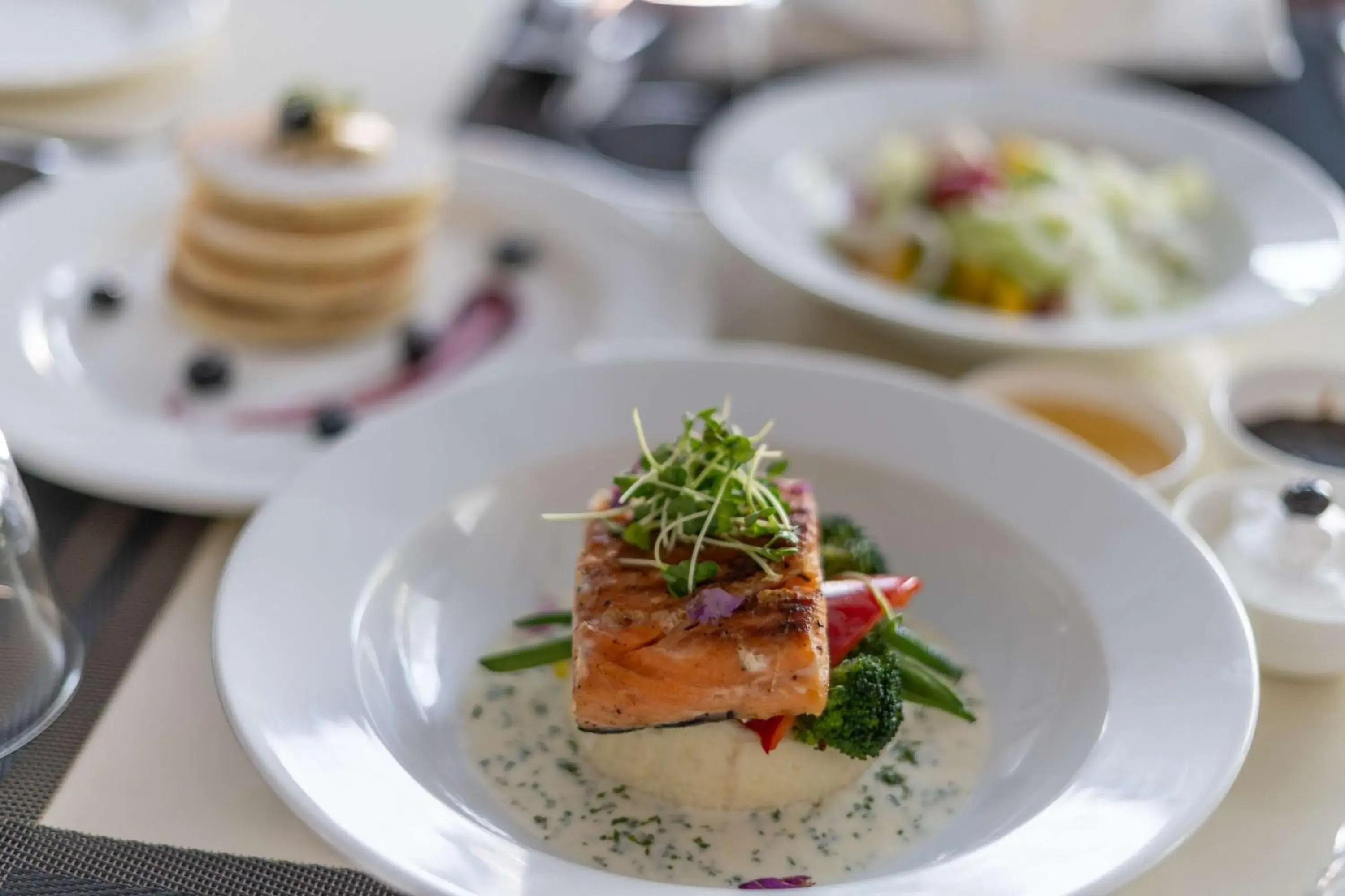 Restaurant/places to eat in Radisson Collection Hotel & Spa, Riverfront Srinagar Restaurant/places to eat in Radisson Collection Hotel & Spa, Riverfront Srinagar