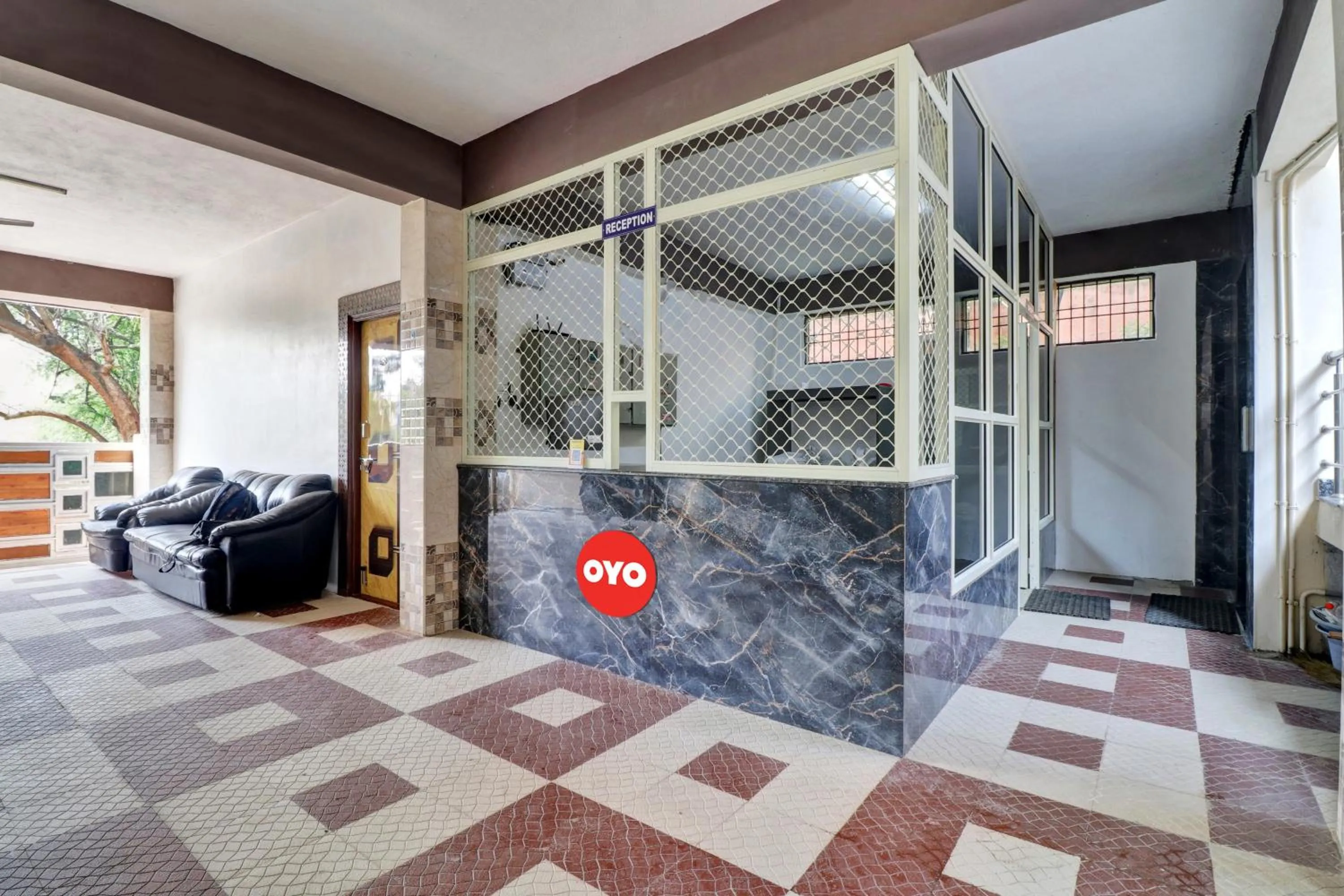 Lobby or reception in Hotel O SESHADRI HOMESTAY