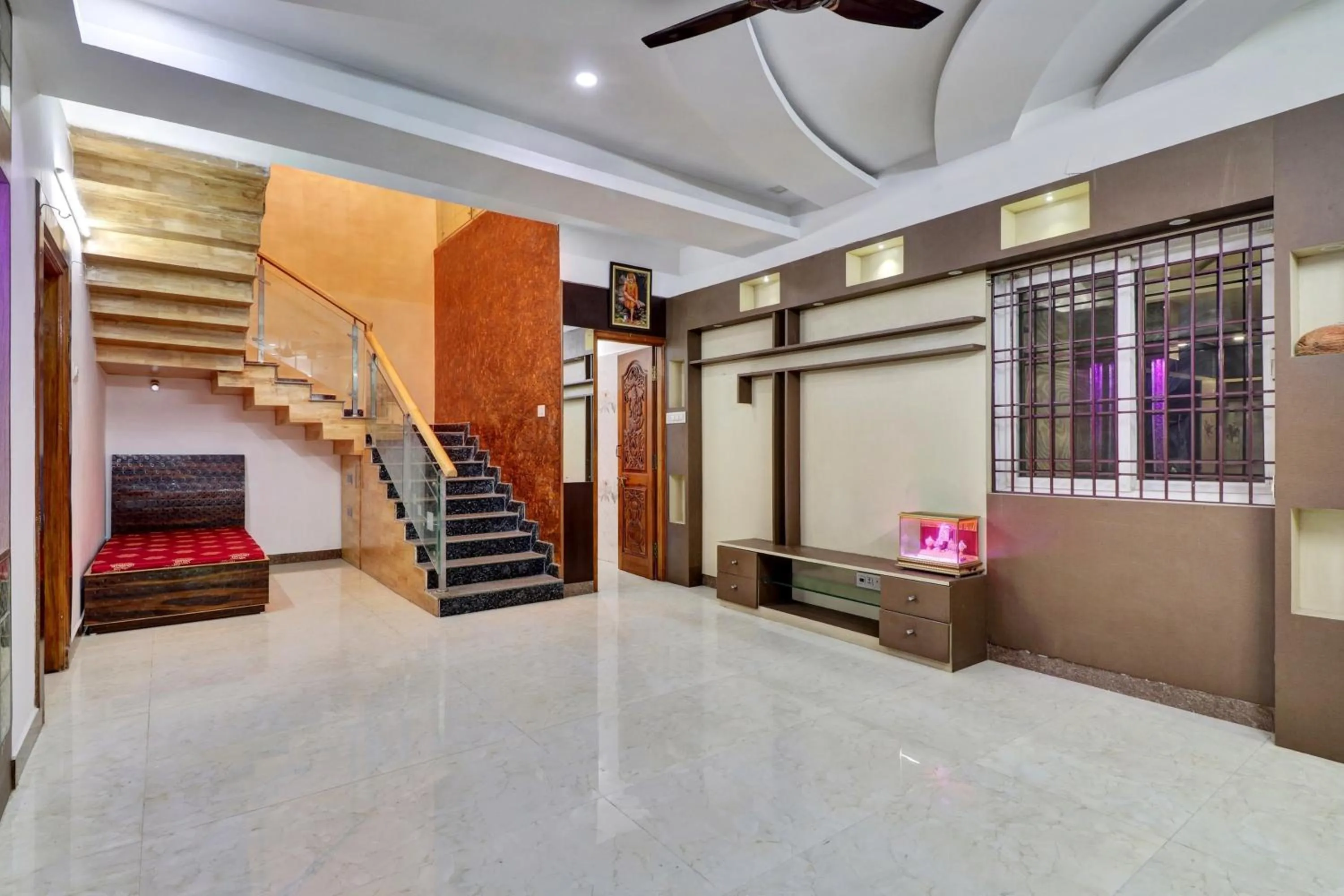 Lobby or reception in Hotel O SESHADRI HOMESTAY
