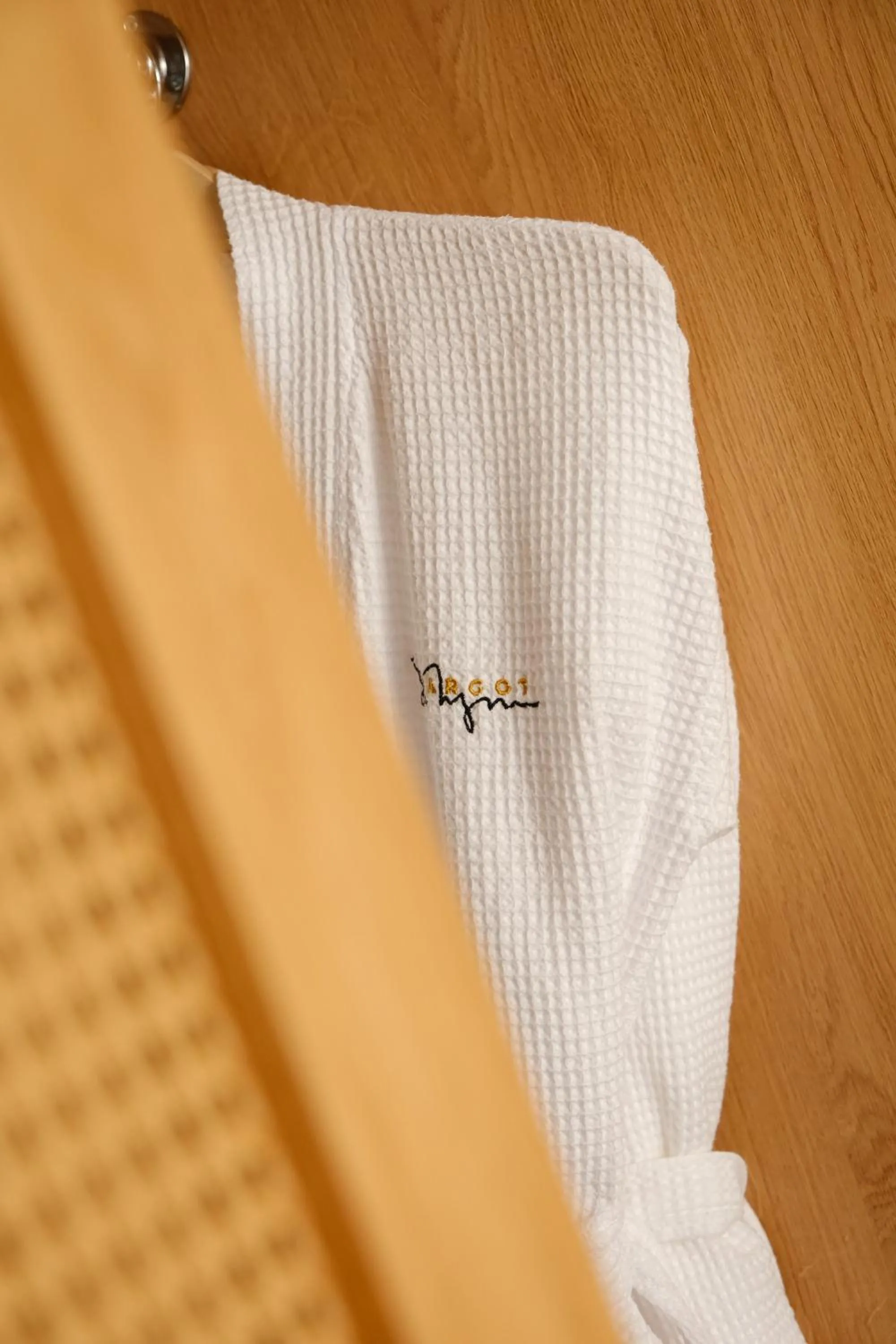 wardrobe in Margot Sololaki