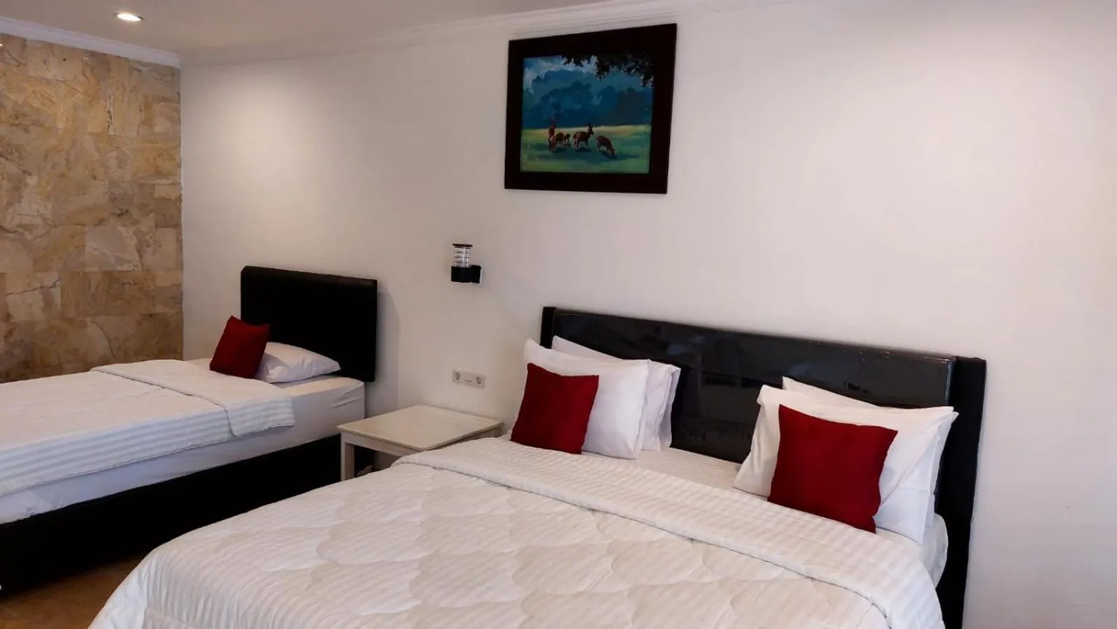 Bedroom, Bed in Grand Melka Hotel