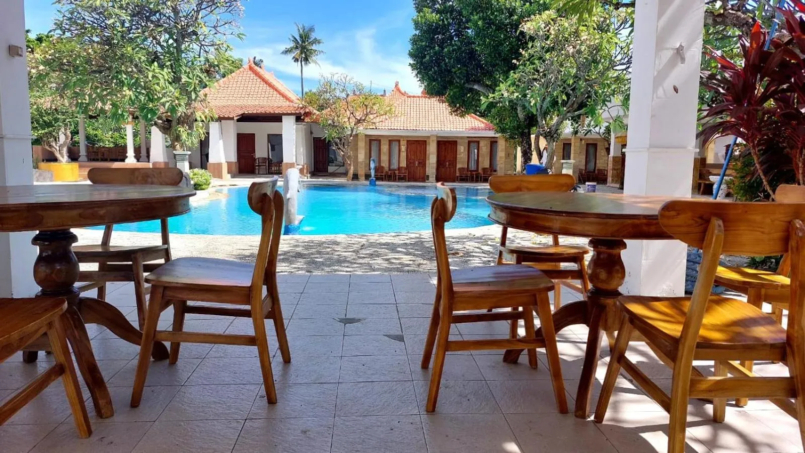 Pool view in Grand Melka Hotel
