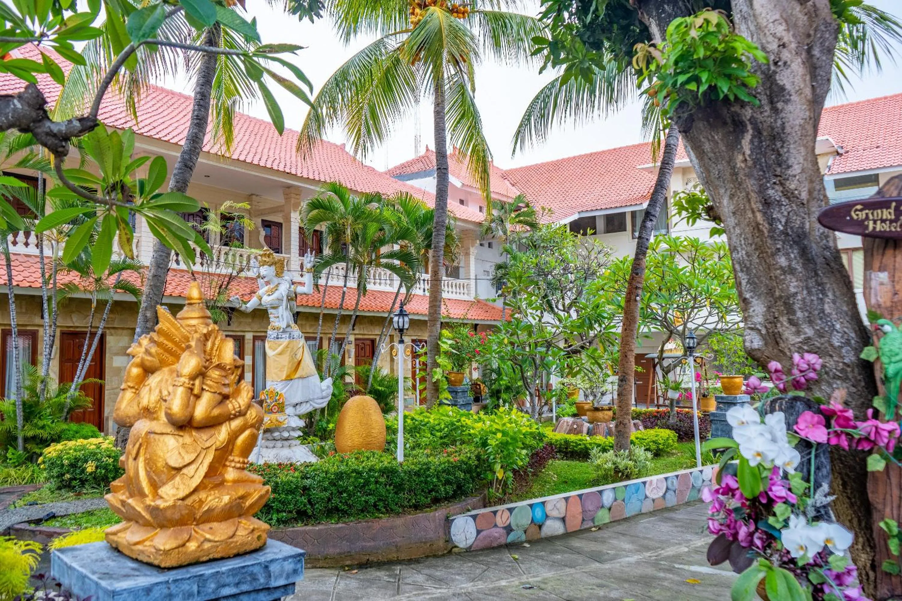 Garden view in Grand Melka Hotel