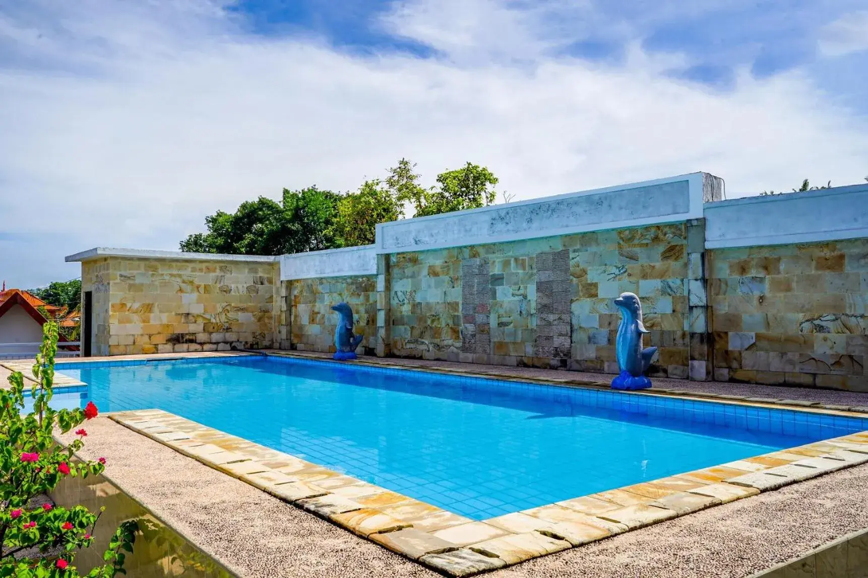 Swimming pool in Grand Melka Hotel Swimming pool in Grand Melka Hotel
