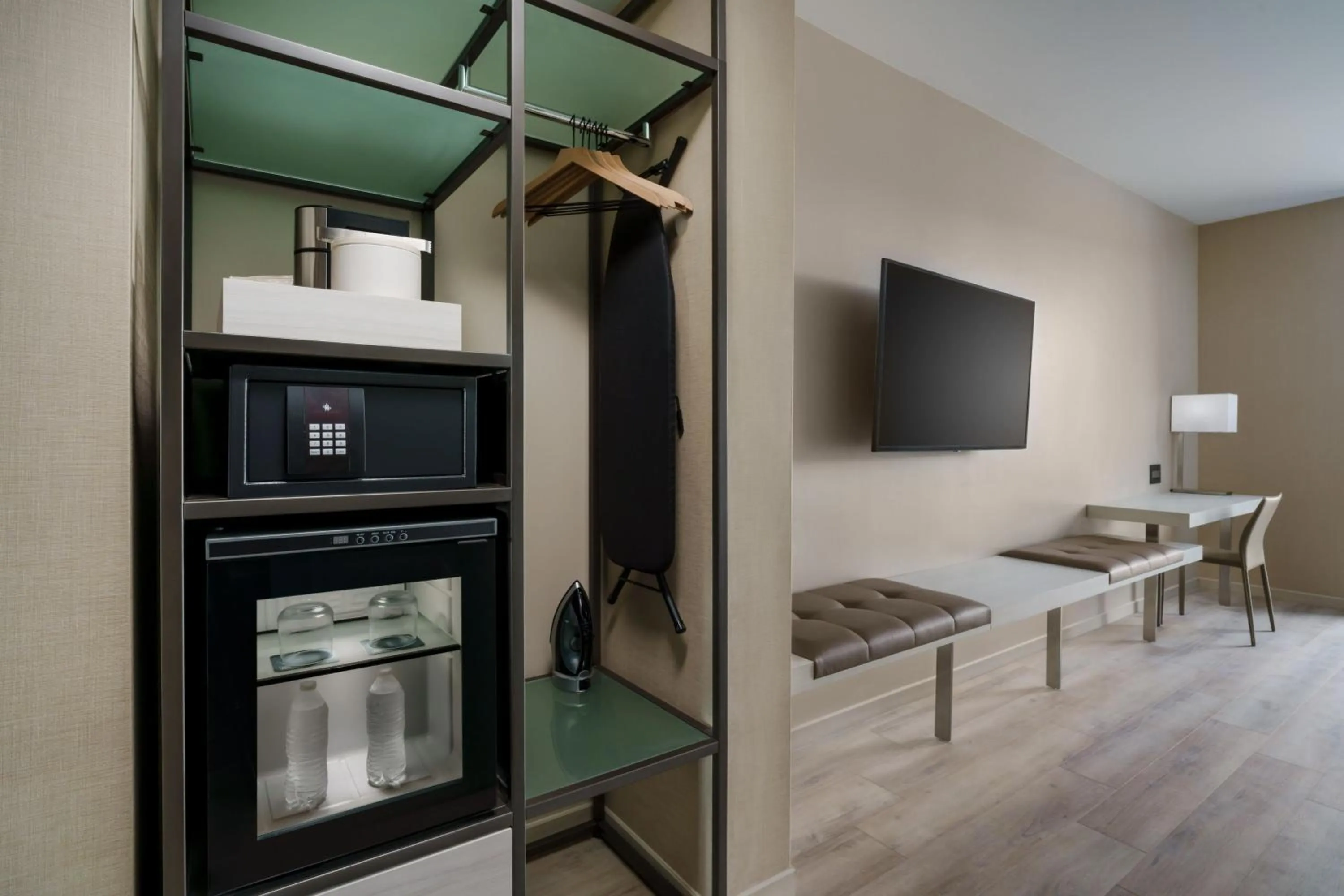 Photo of the whole room in AC Hotel by Marriott Jacksonville St Johns Town Center