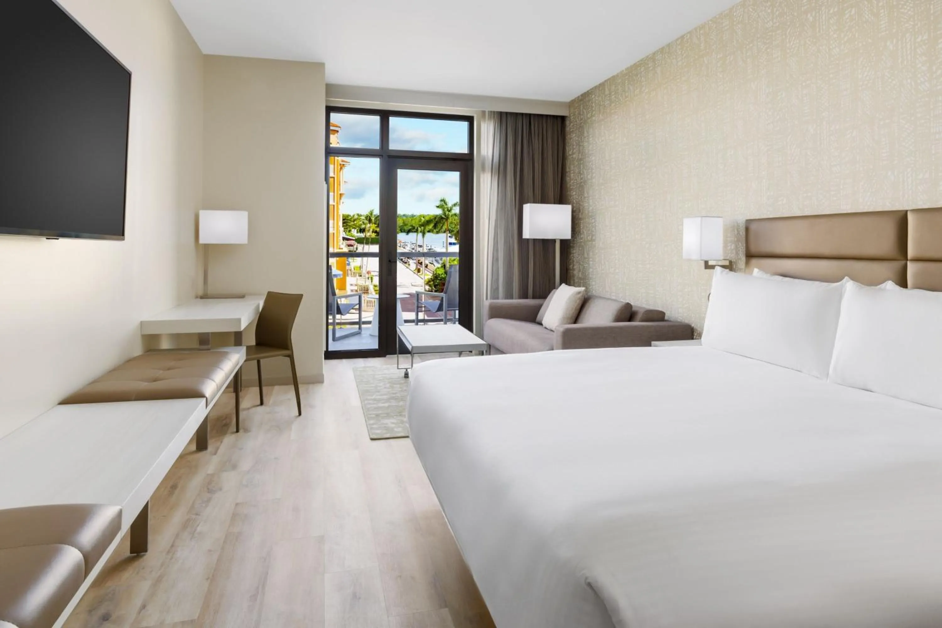 Photo of the whole room, Bed in AC Hotel by Marriott Naples 5th Avenue