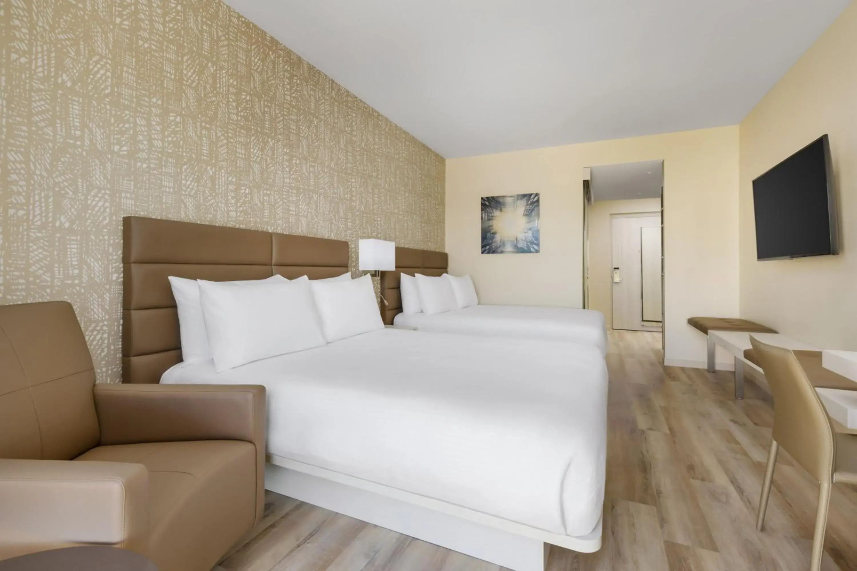 Standard Queen Room - Hearing Accessible in AC Hotel by Marriott Naples 5th Avenue Standard Queen Room - Hearing Accessible in AC Hotel by Marriott Naples 5th Avenue