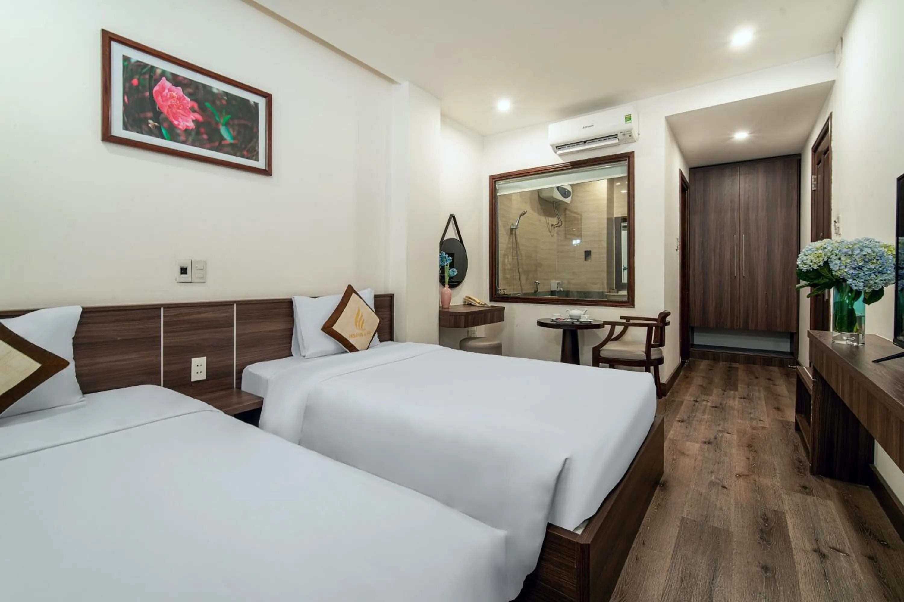 Bedroom in Hoang Linh Riverside Hotel Danang
