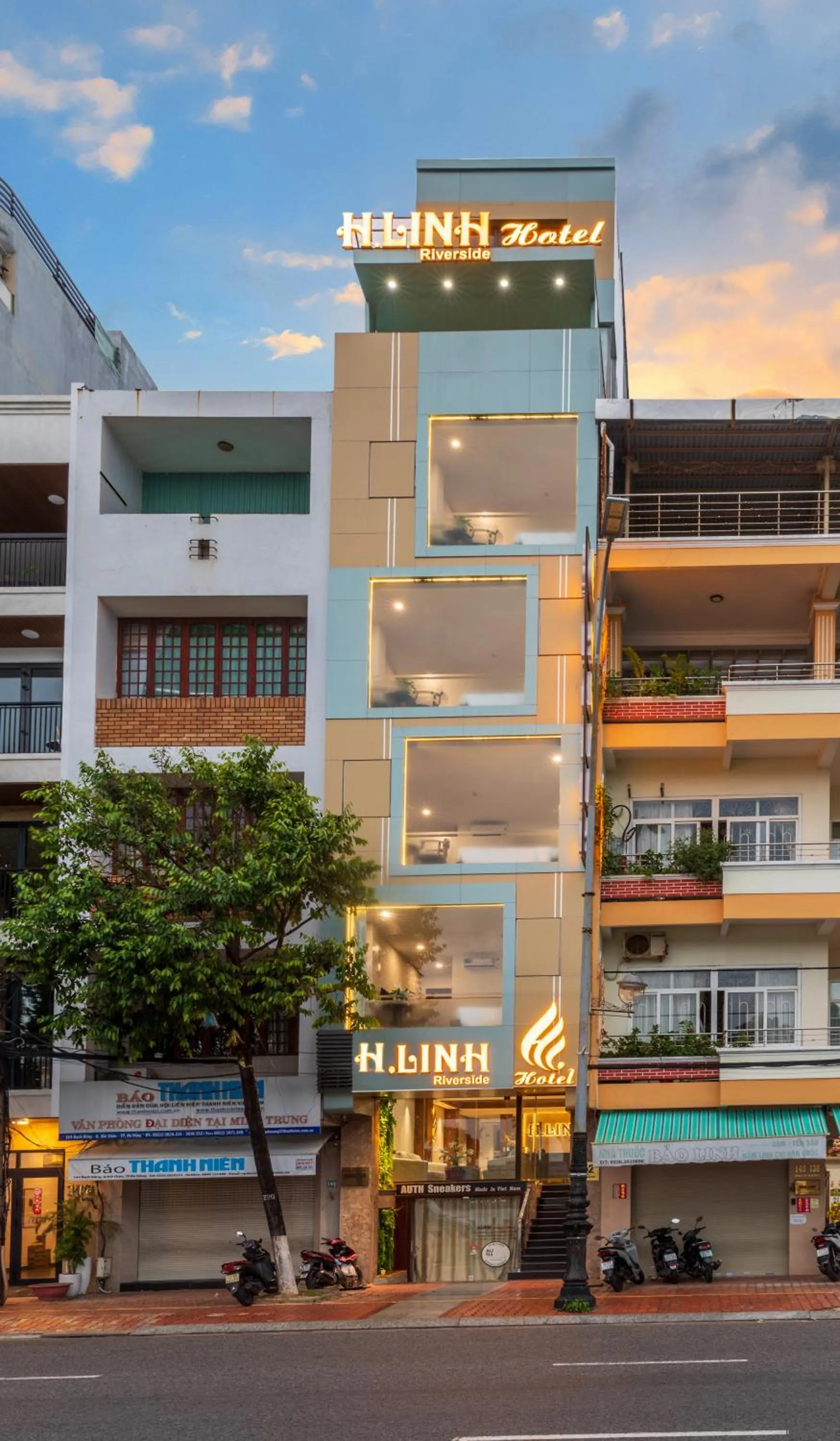 Property building in Hoang Linh Riverside Hotel Danang