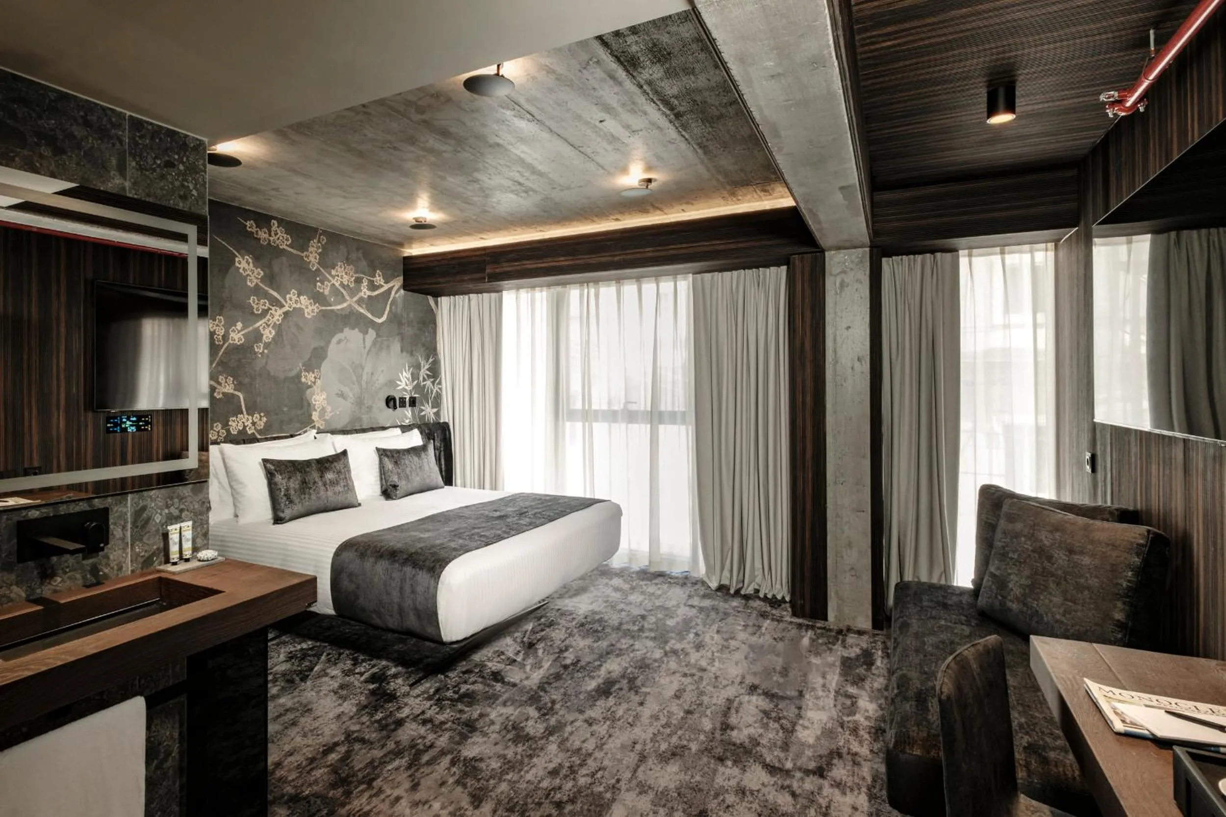 Photo of the whole room, Bed in Fitch Hotel