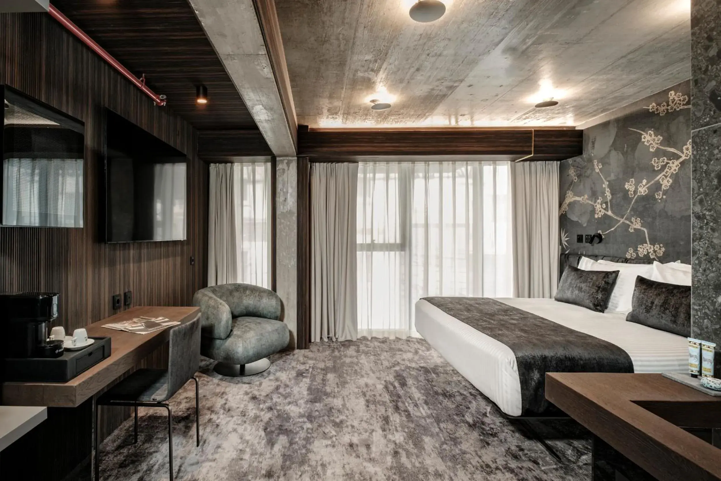 Deluxe Suite in Fitch Hotel Deluxe Suite in Fitch Hotel