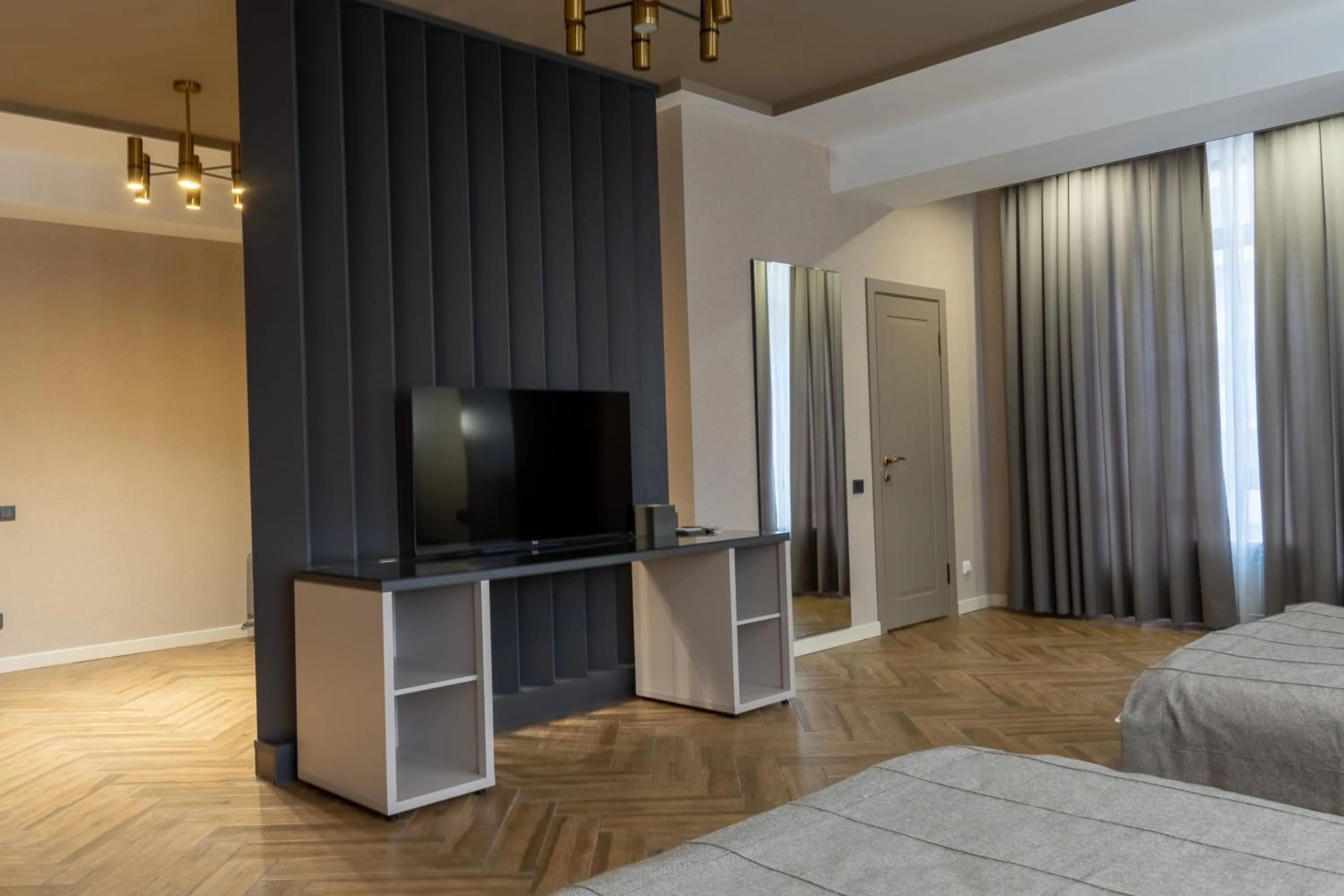 TV and multimedia, Bed in Five Hotel