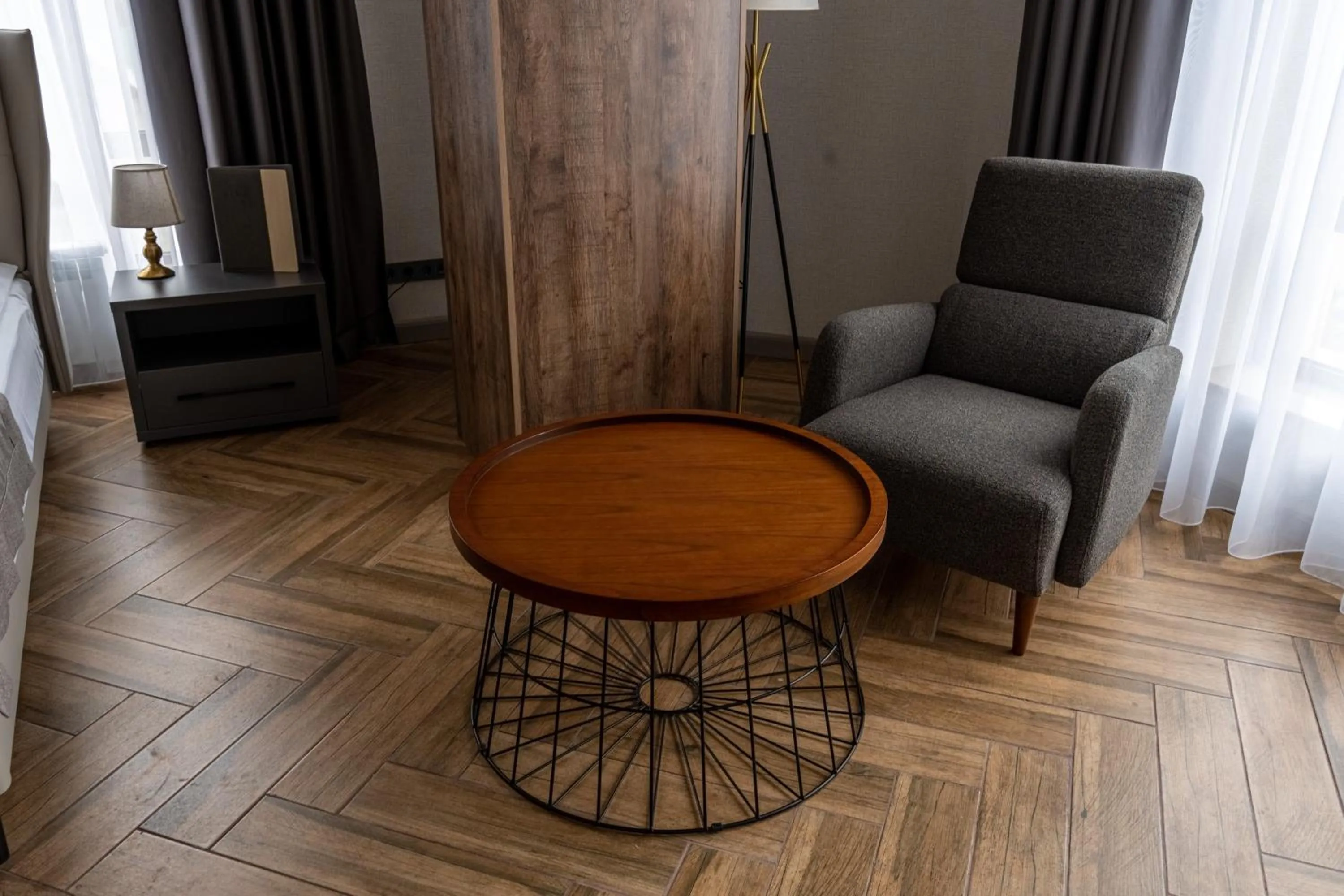 Seating area in Five Hotel