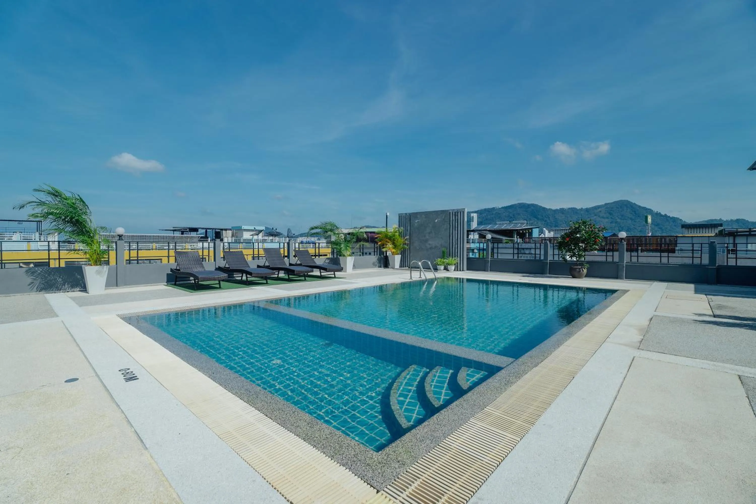 Swimming pool in Di Yana Patong