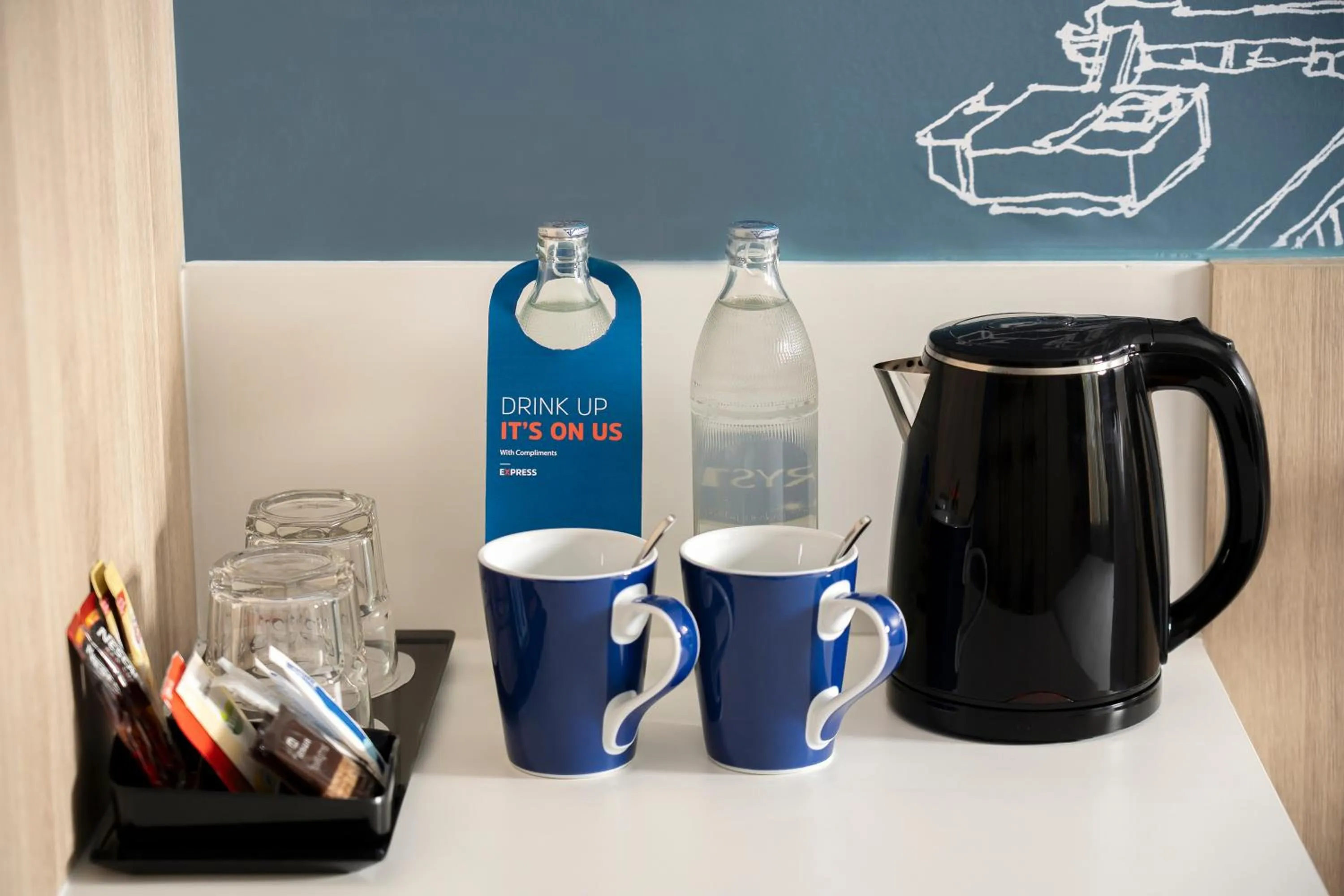 Coffee/tea facilities in Holiday Inn Express Rayong