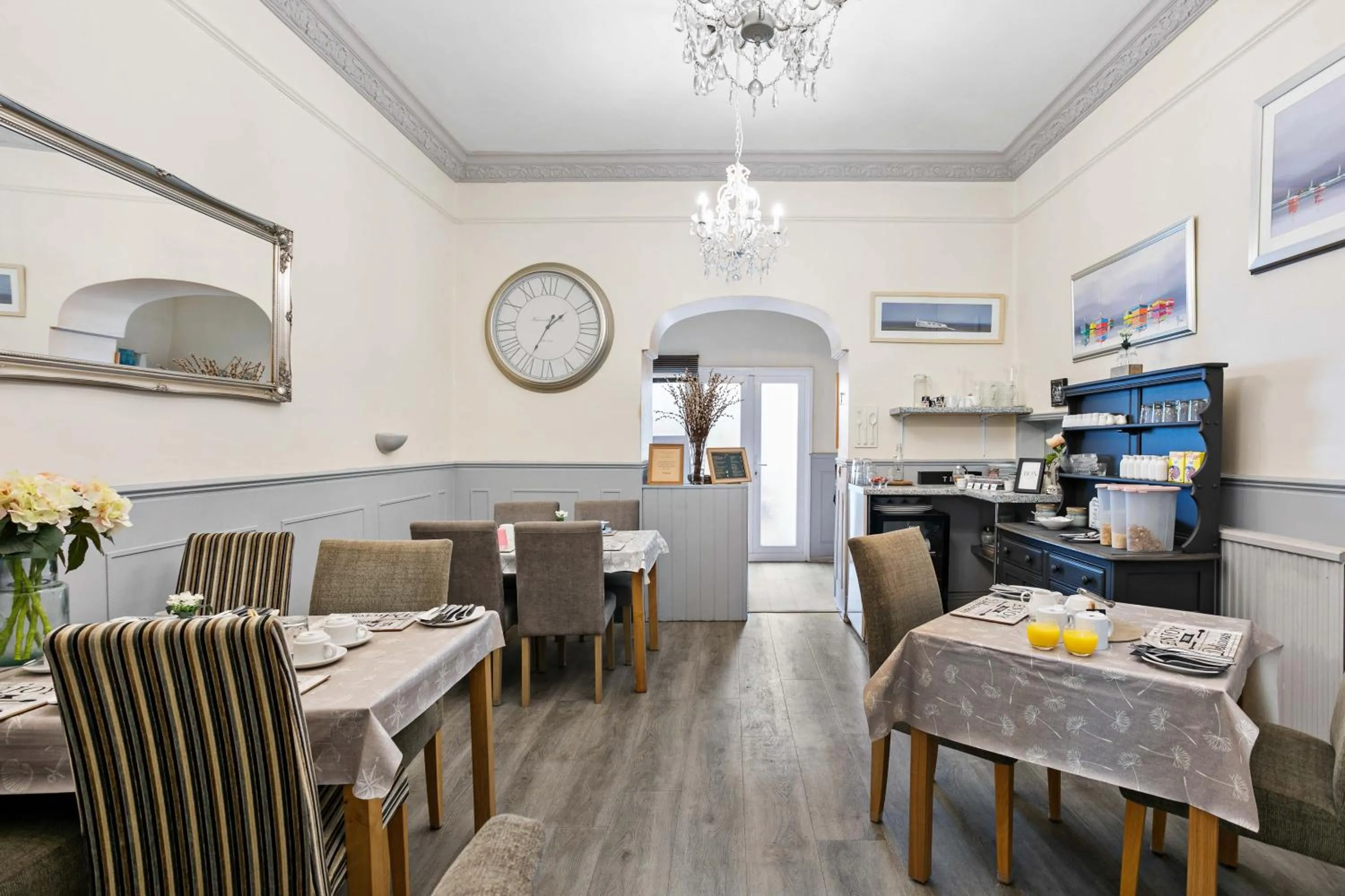 Dining area in Cherwood Guest House