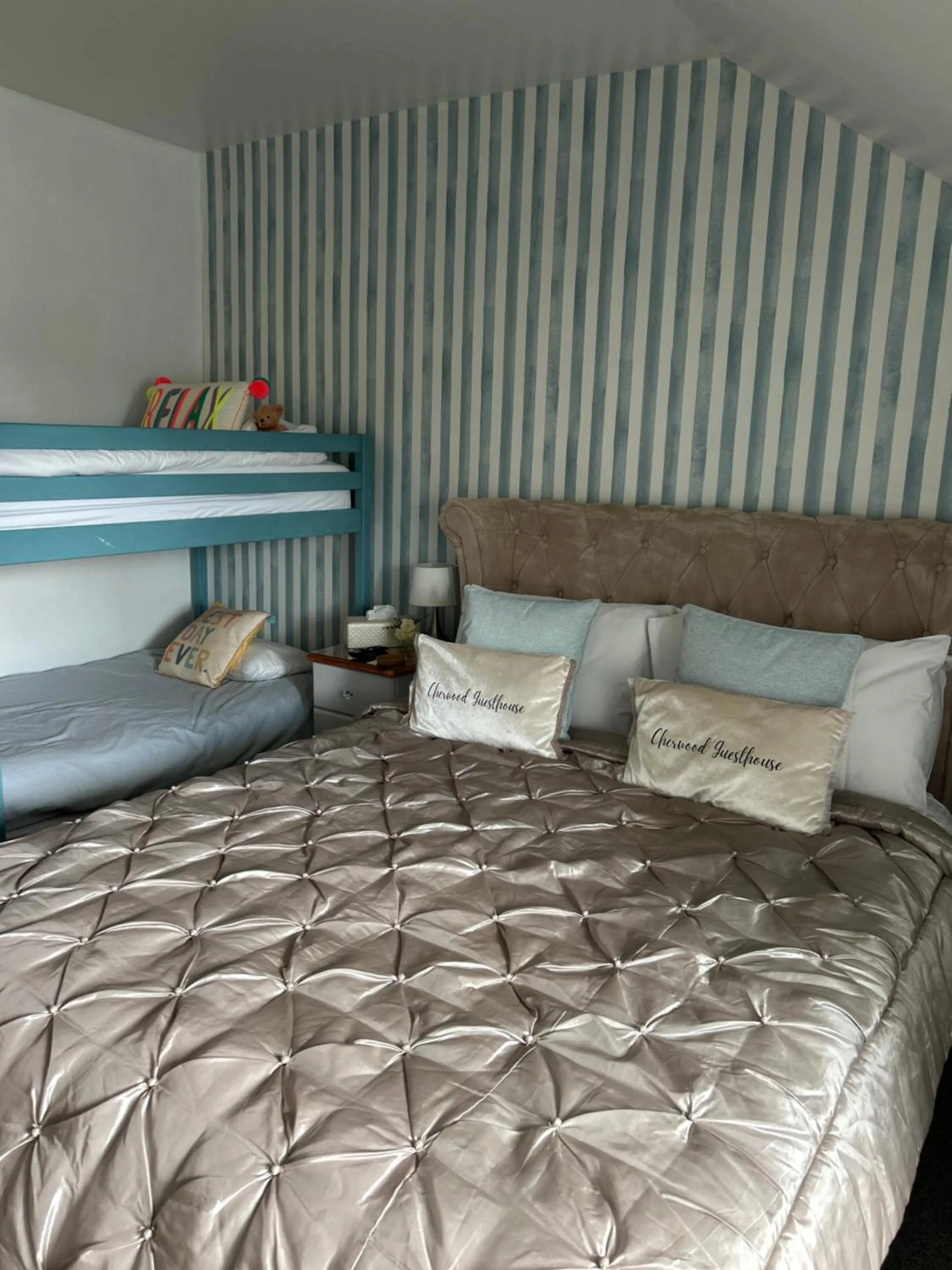 Bed in Cherwood Guest House