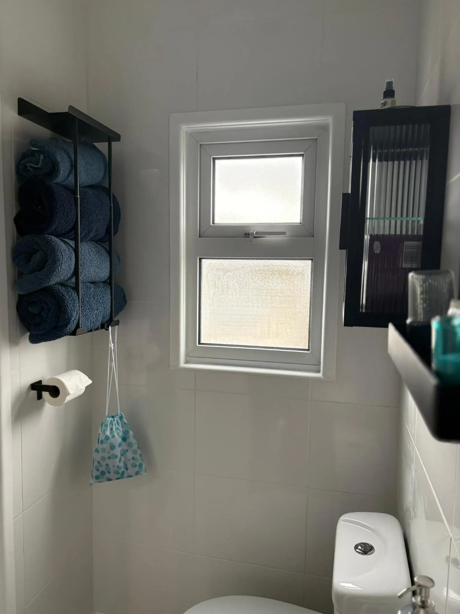 Shower in Cherwood Guest House