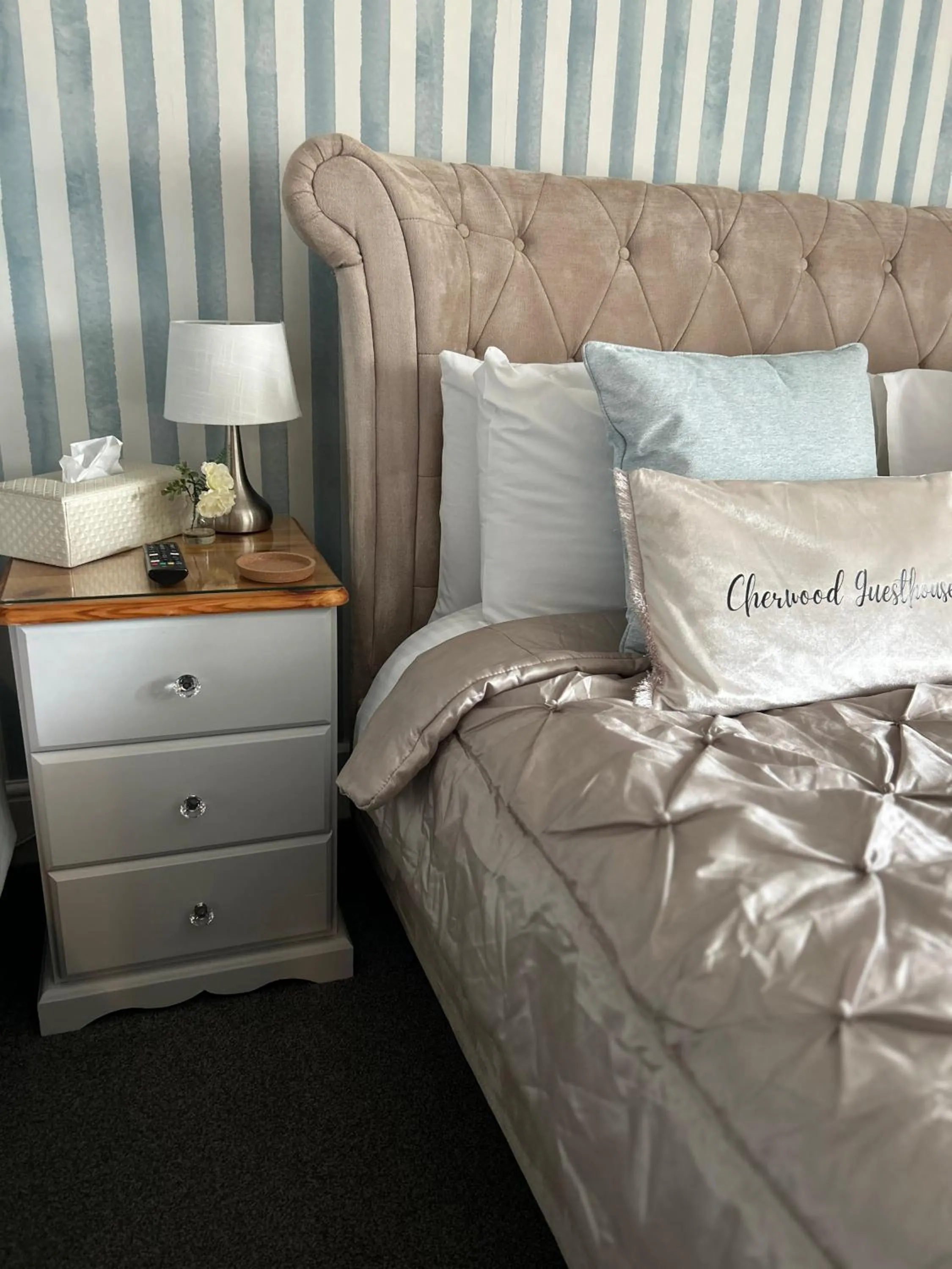 Bed in Cherwood Guest House