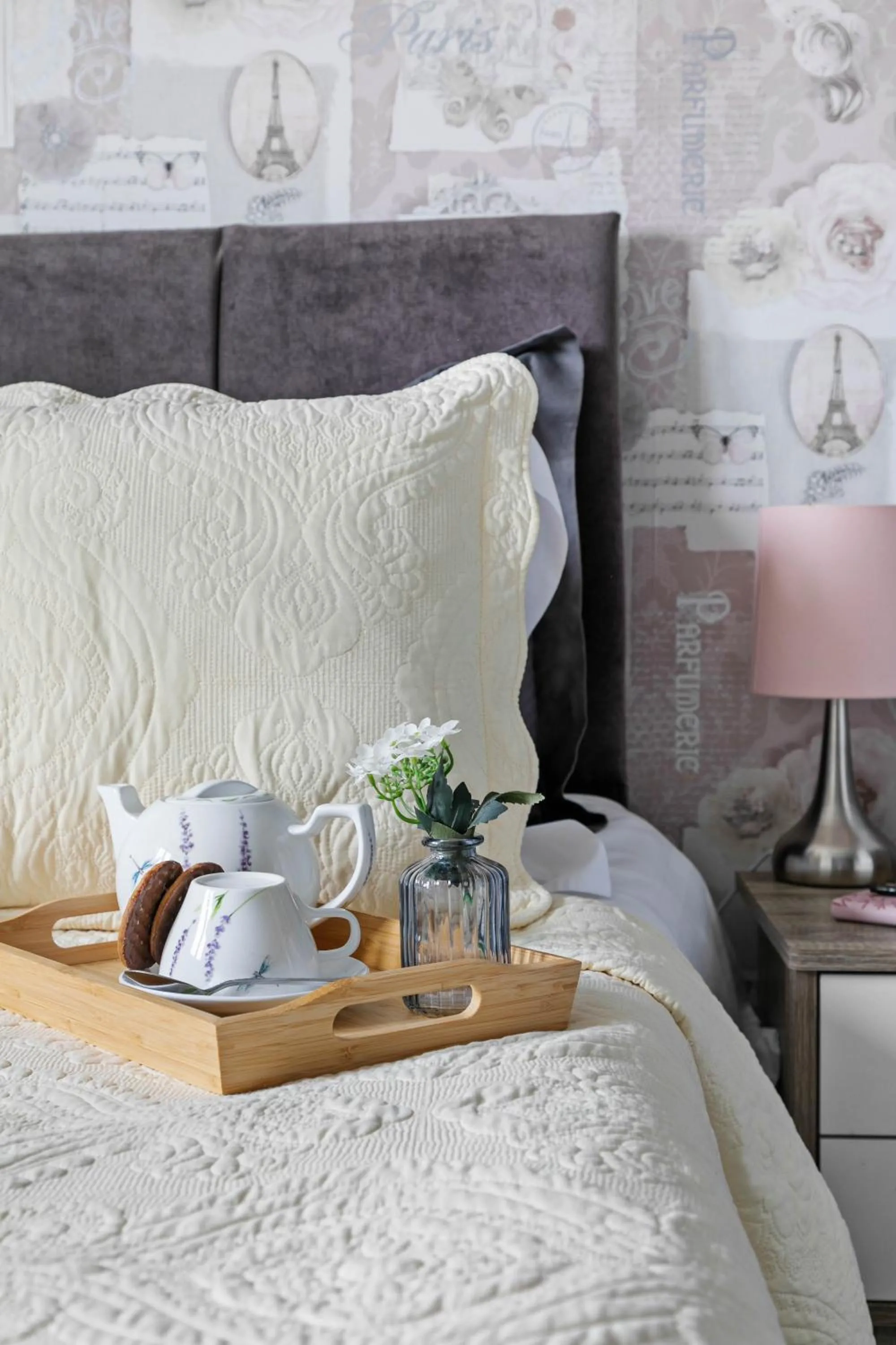 Bed in Cherwood Guest House