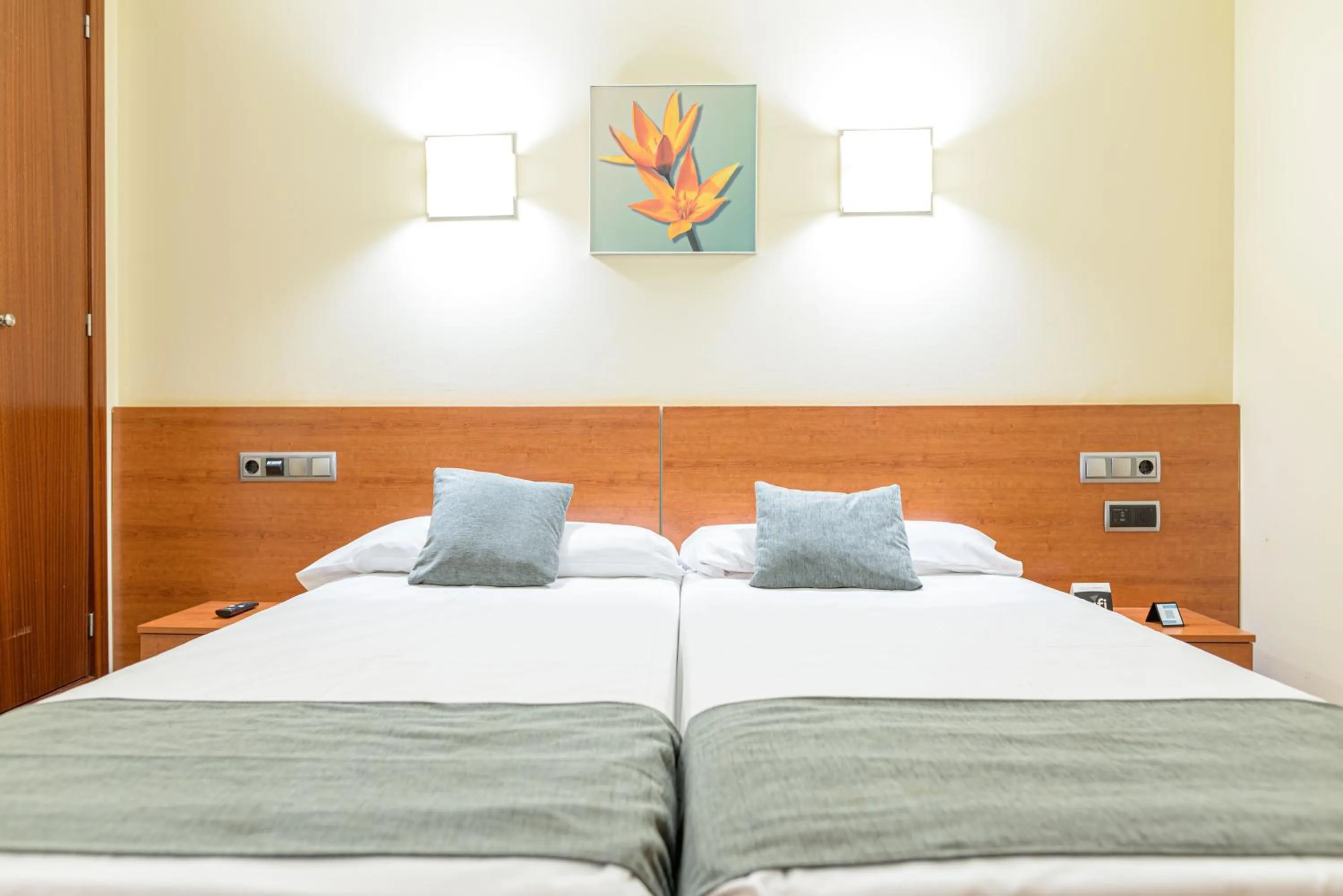 Bed in Alda Plaza Mayor Toro