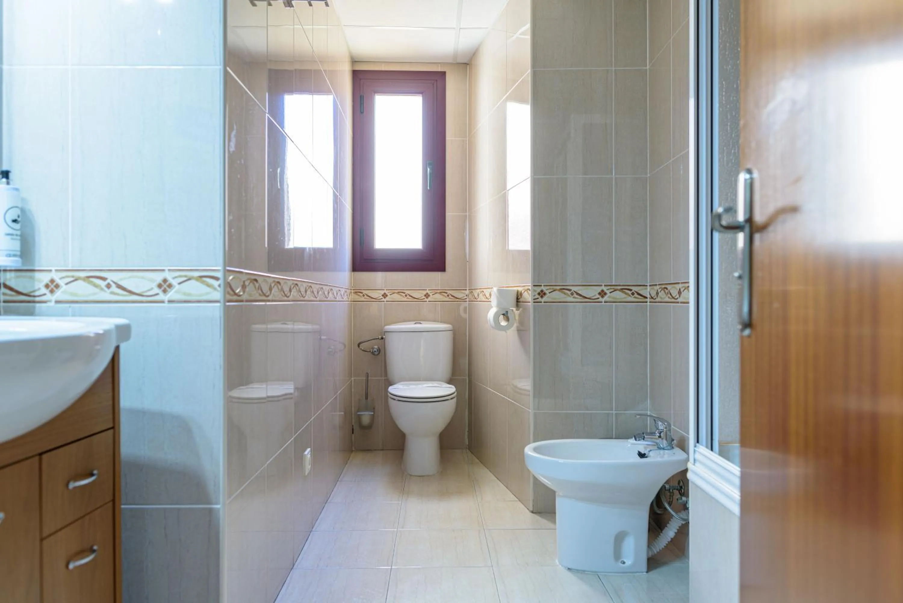 Bathroom in Alda Plaza Mayor Toro