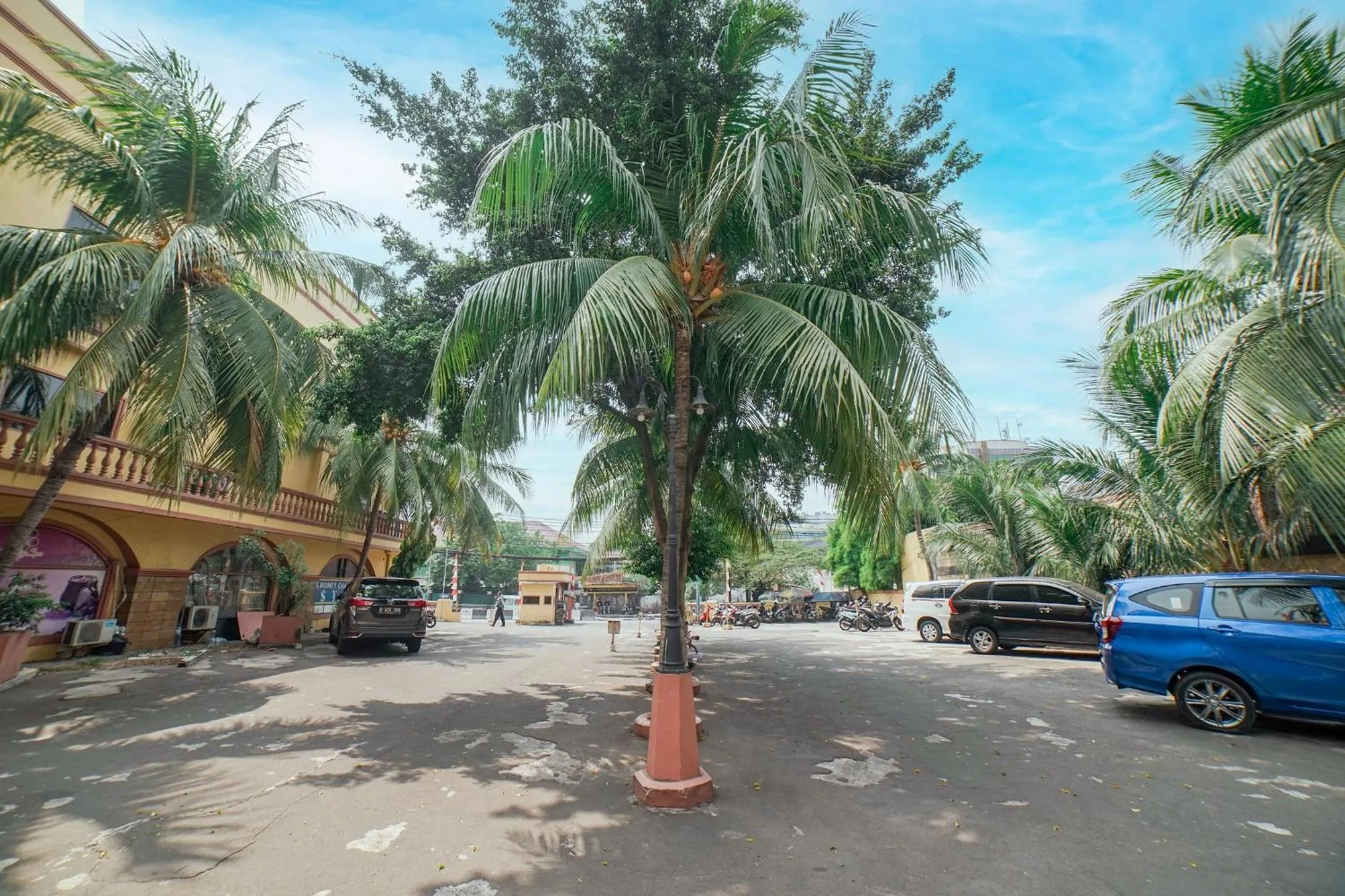 Parking in Hotel Kalisma by Alia