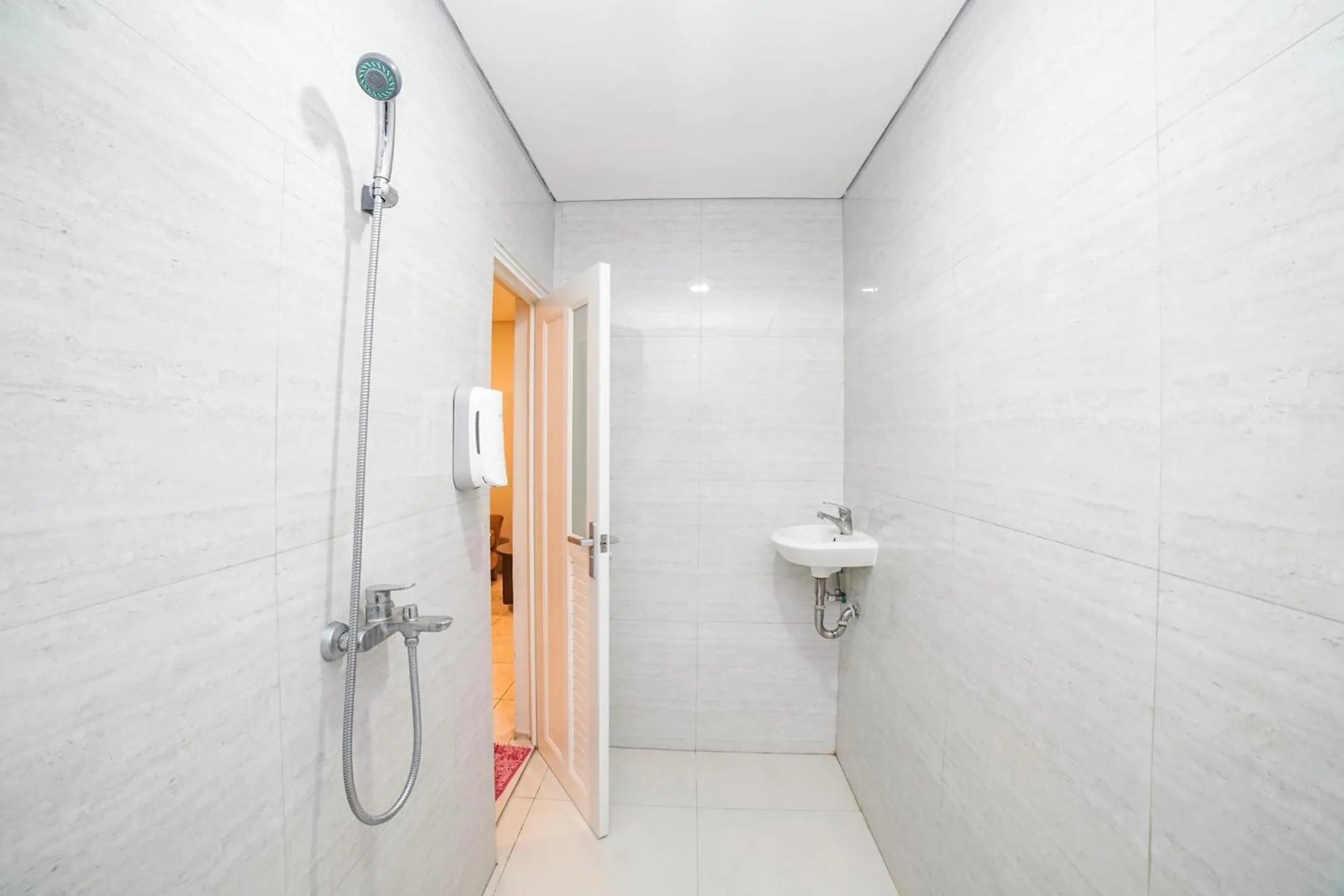 Bathroom in Hotel Kalisma by Alia