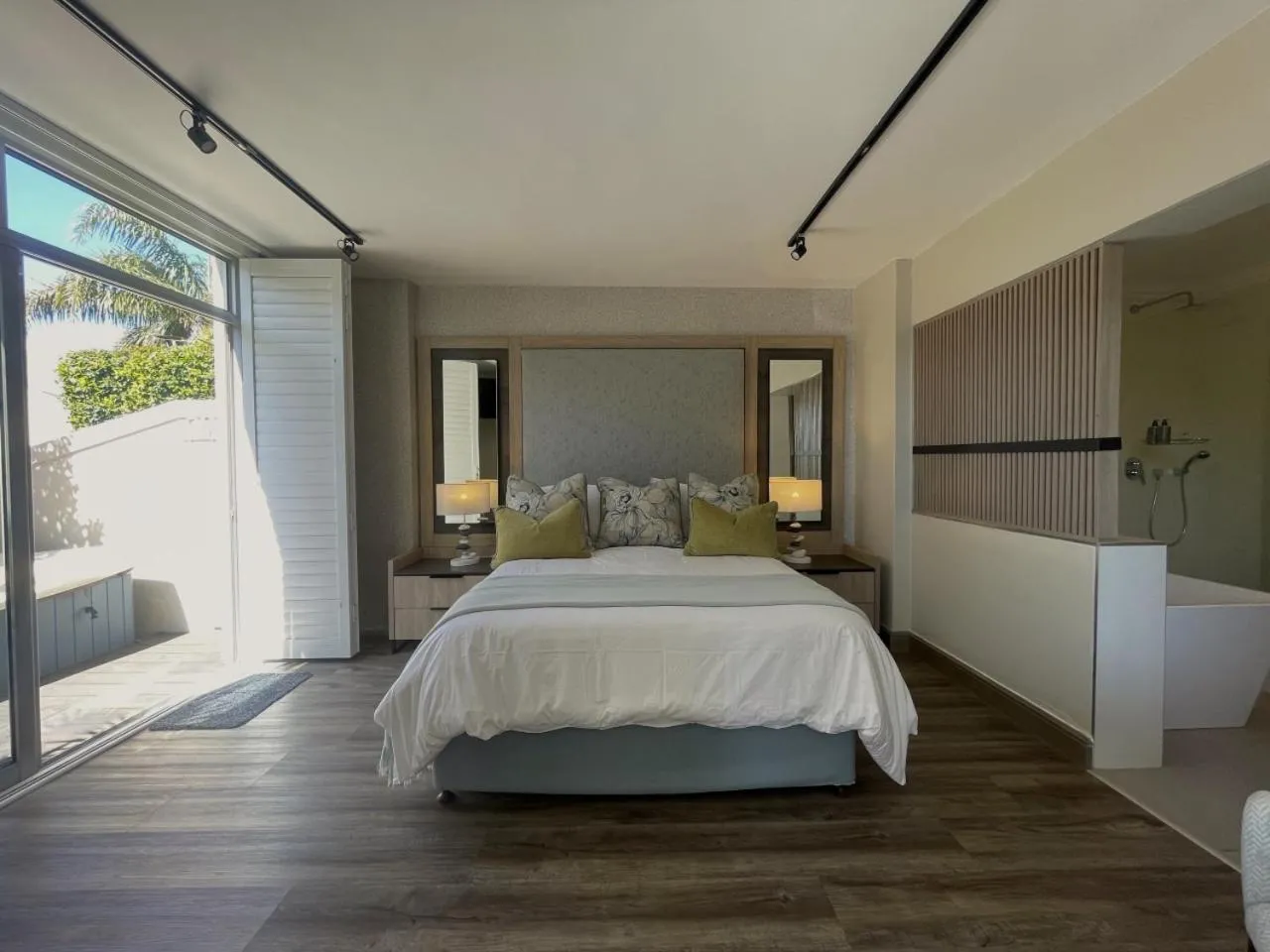 Bedroom, Bed in Aquarella 2