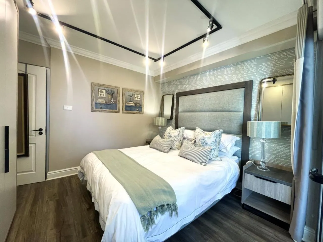 Bedroom, Bed in Aquarella 2