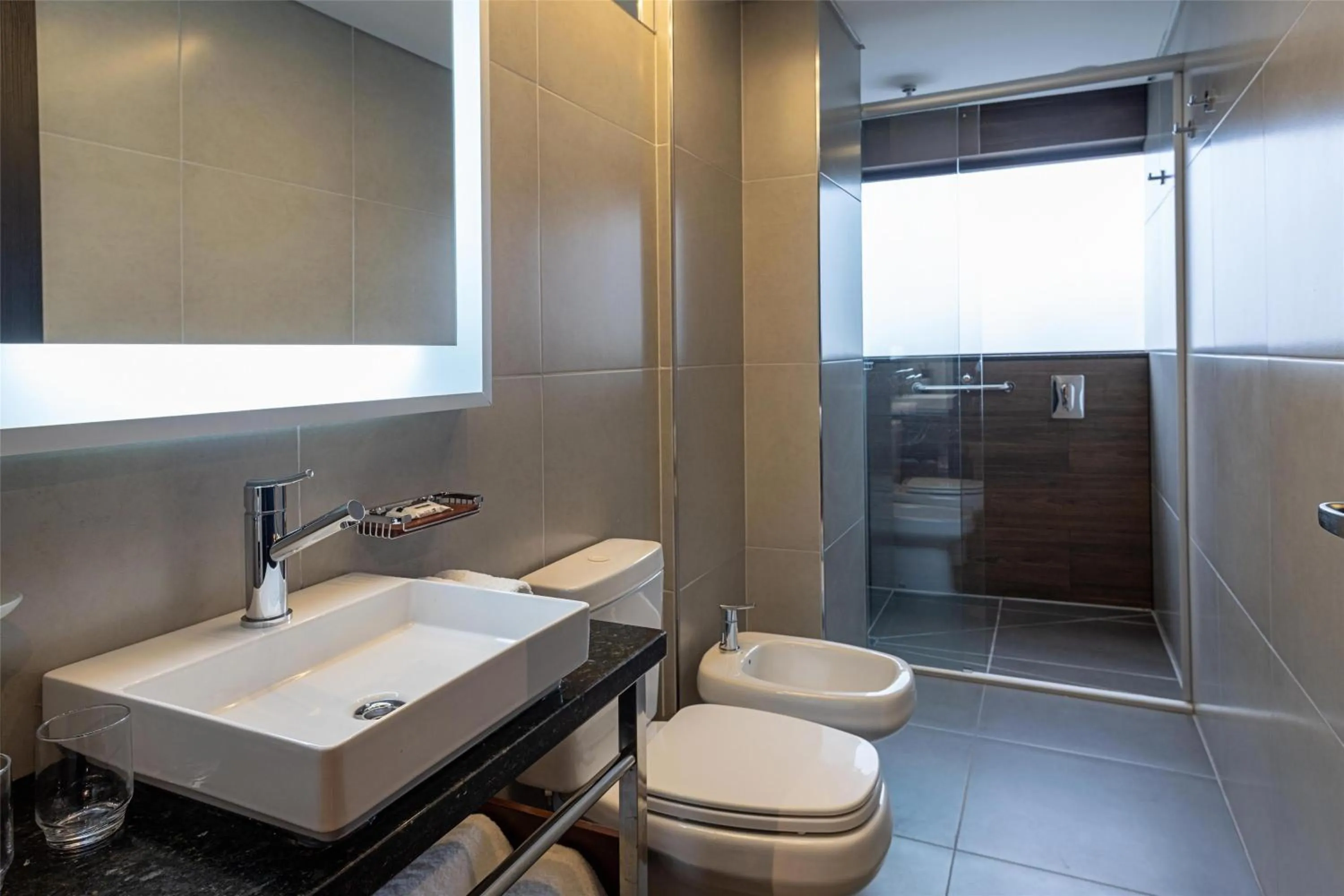 Bathroom in Hilton Garden Inn Asuncion Aviadores Del Chaco