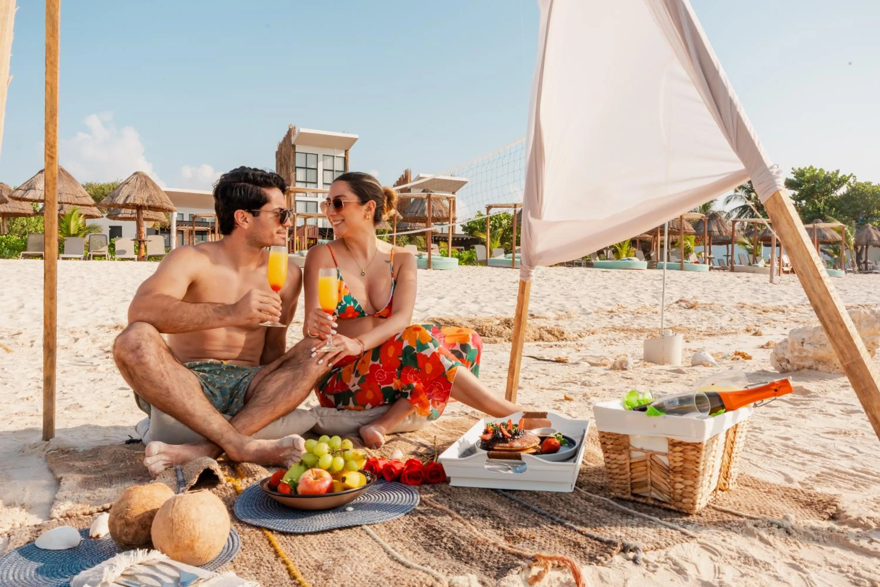 People in Totem Beach Club - Celestun