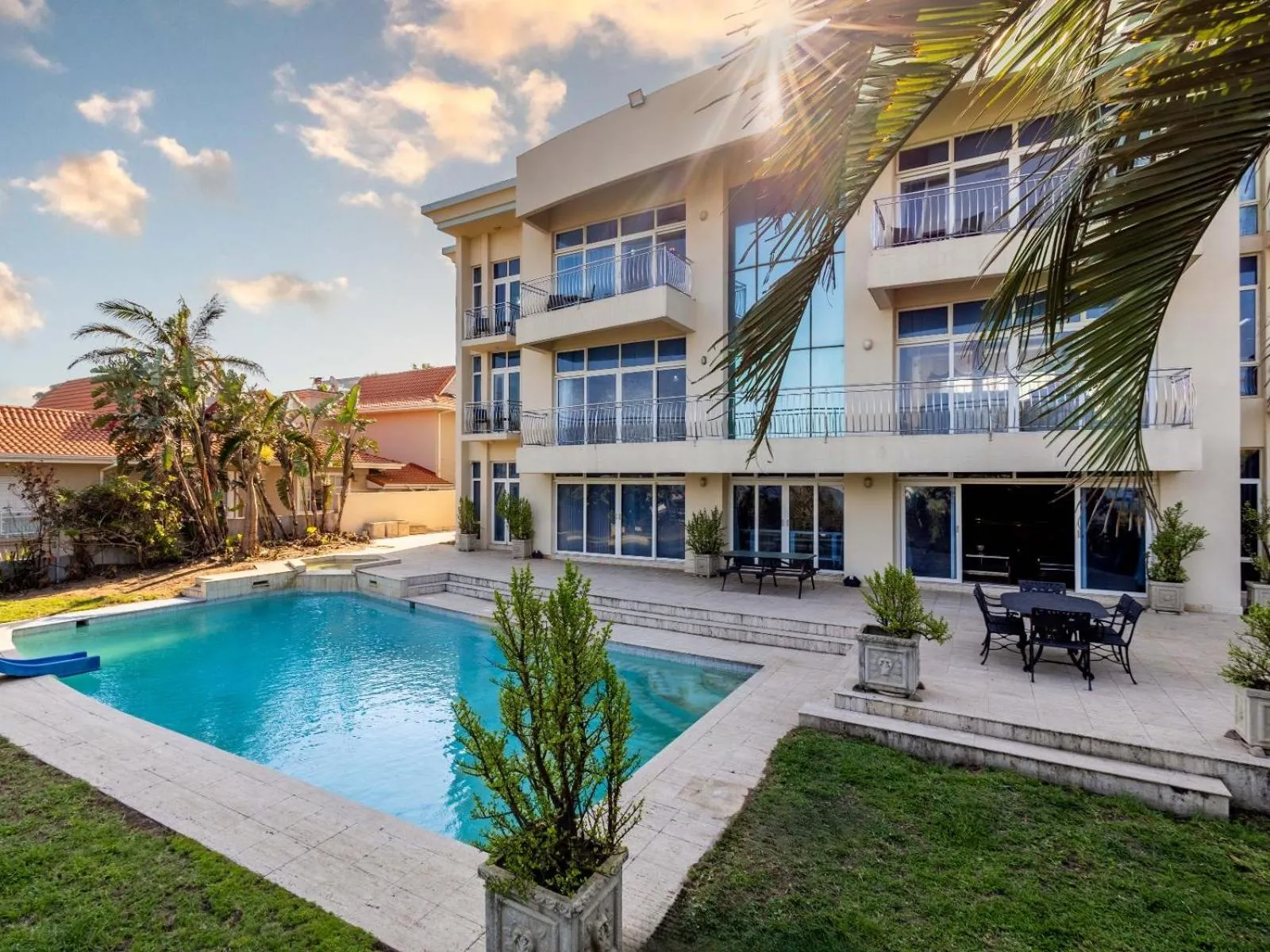 Property building in Self-Catering at Ocean Breeze