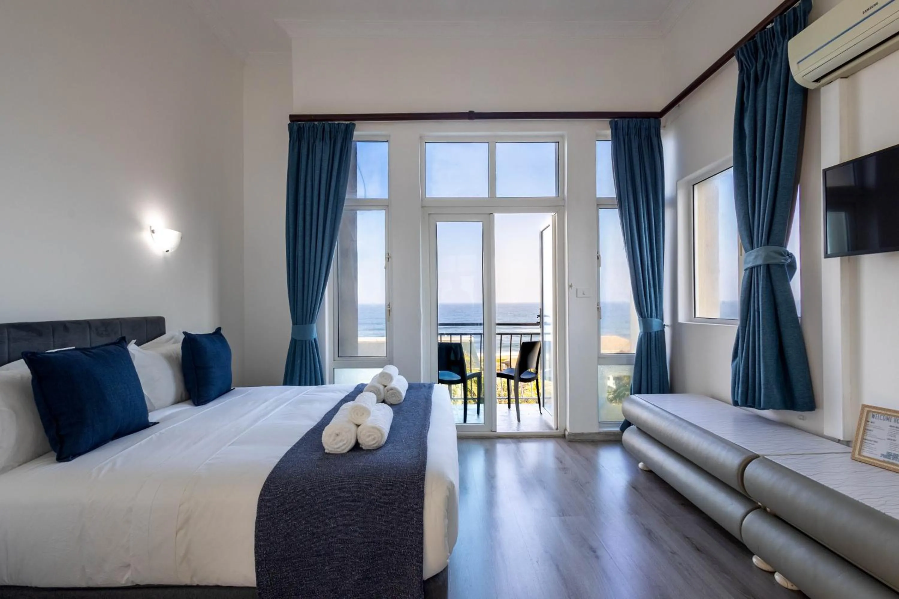 Bedroom, Bed in Self-Catering at Ocean Breeze