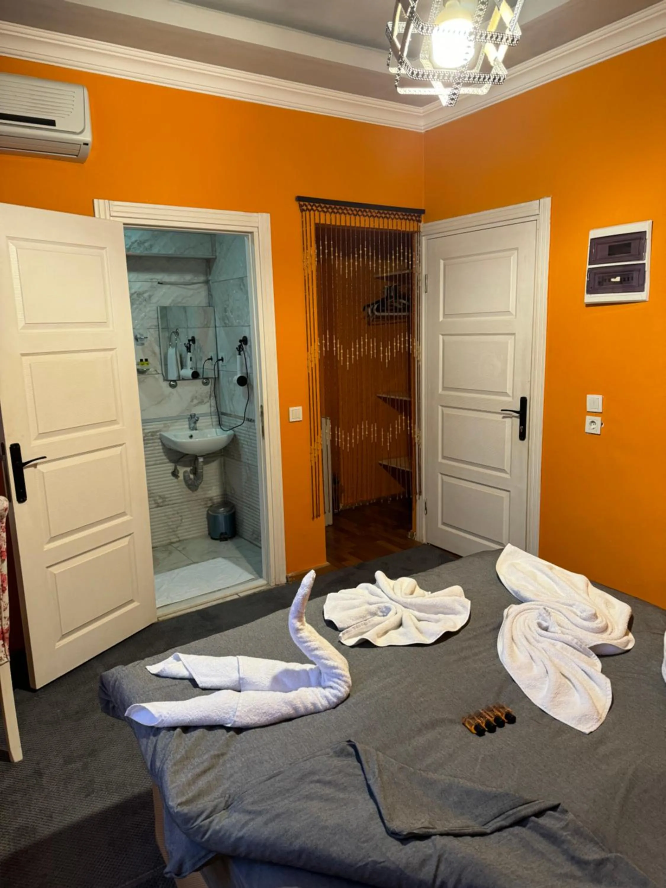 Bed in Taksim Pandora hotel