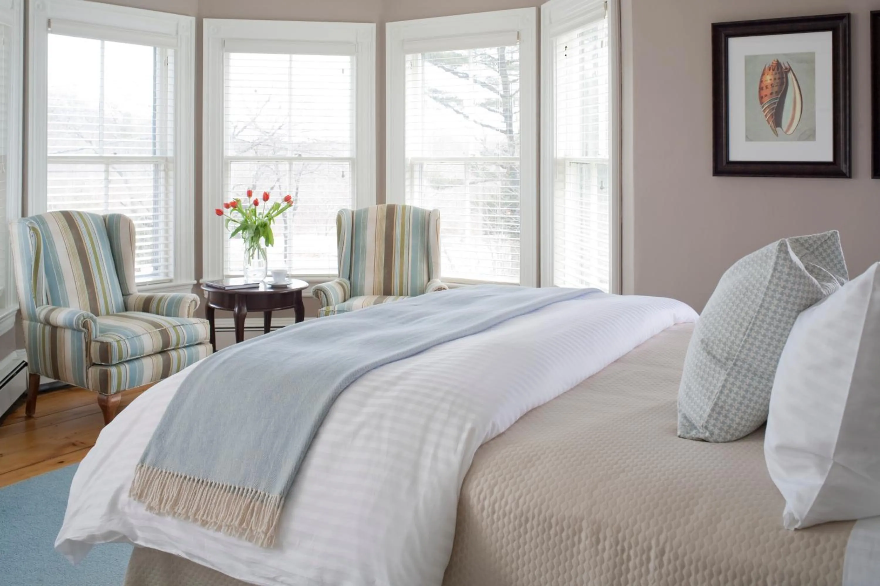 Bed in The Inn At English Meadows