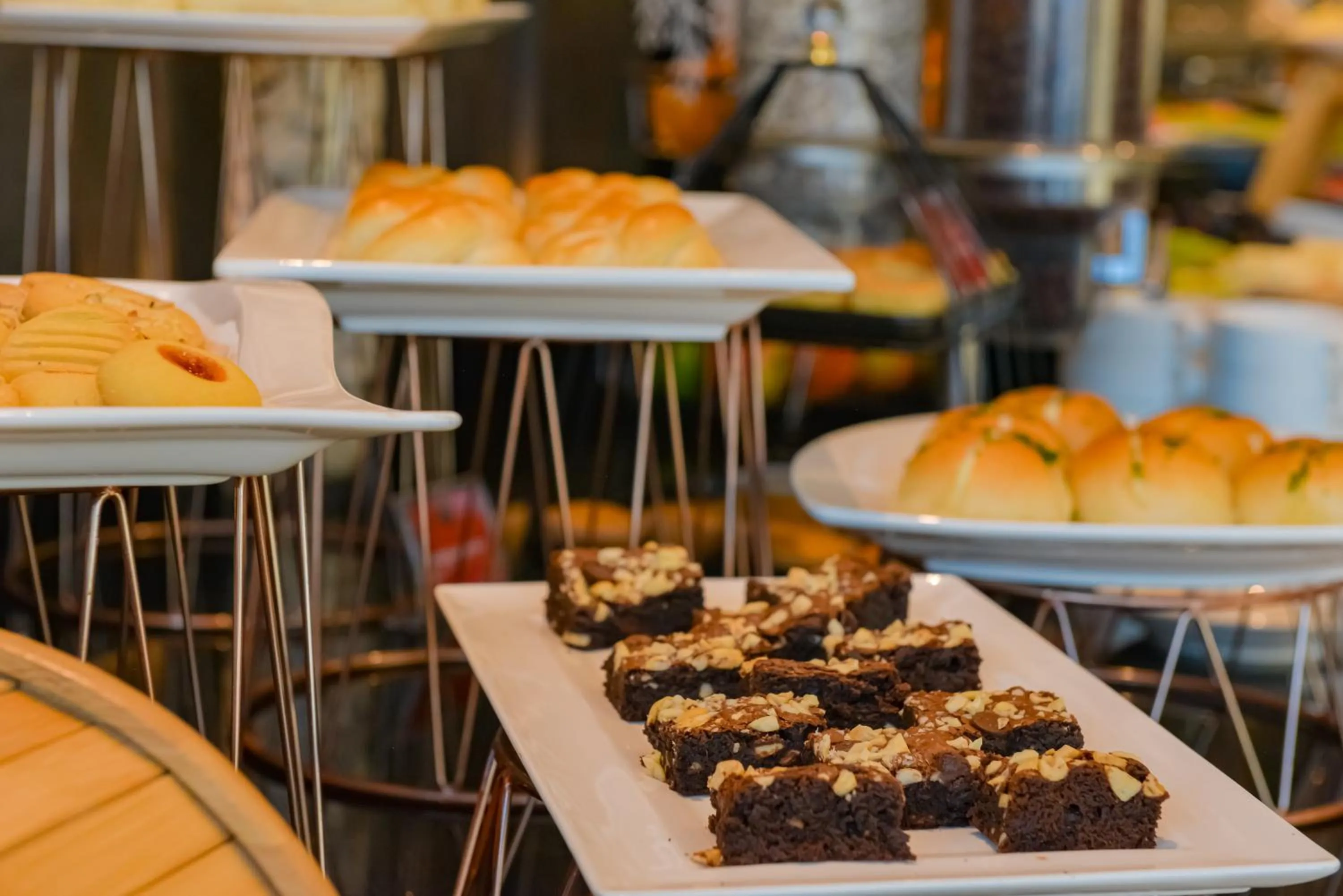 Buffet breakfast in Duqm Express Hotel