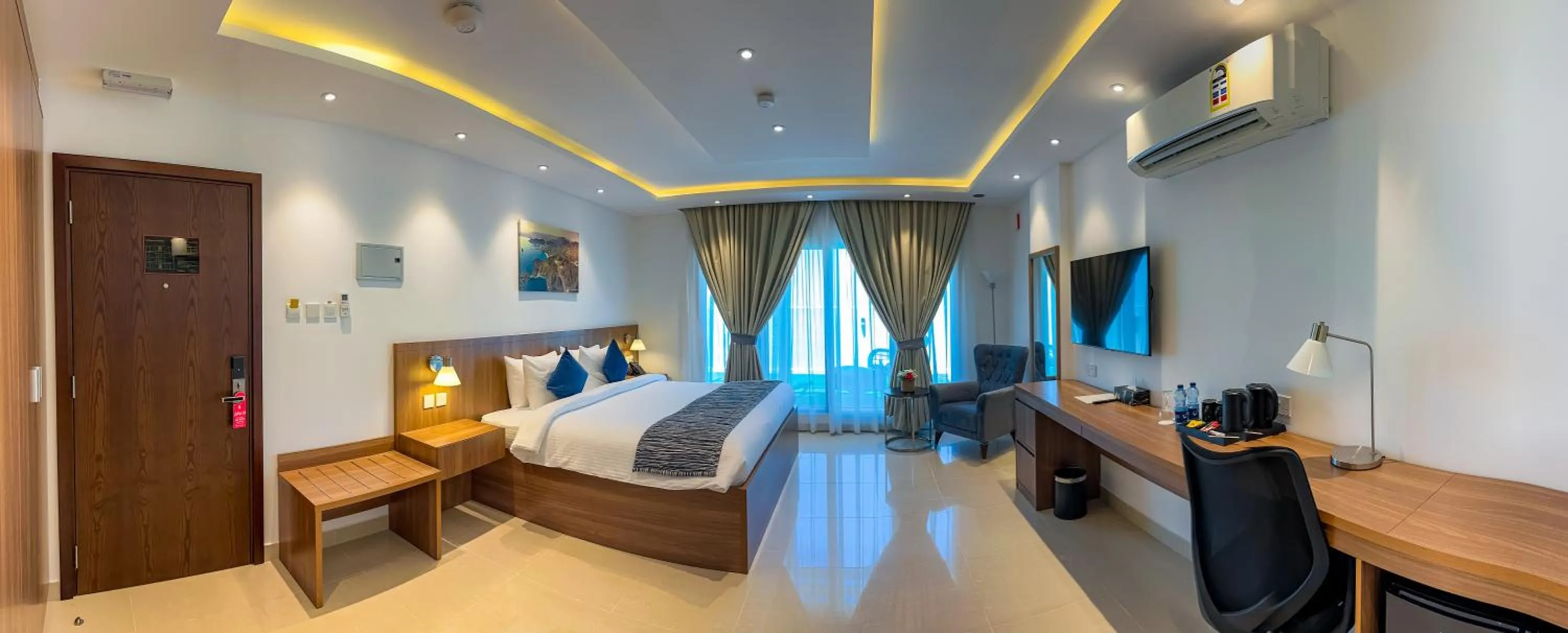 Bedroom, Bed in Duqm Express Hotel