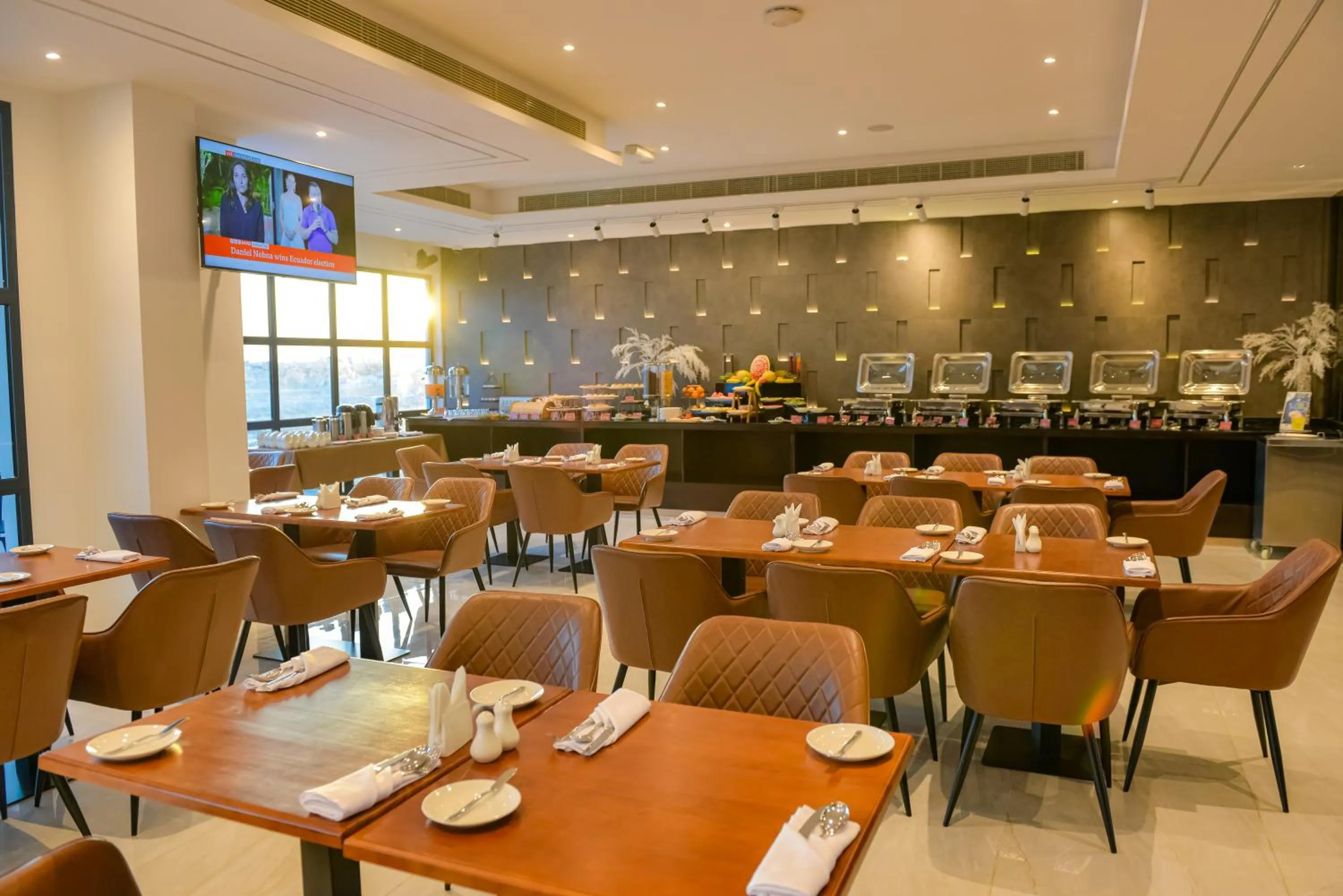 Restaurant/places to eat in Duqm Express Hotel
